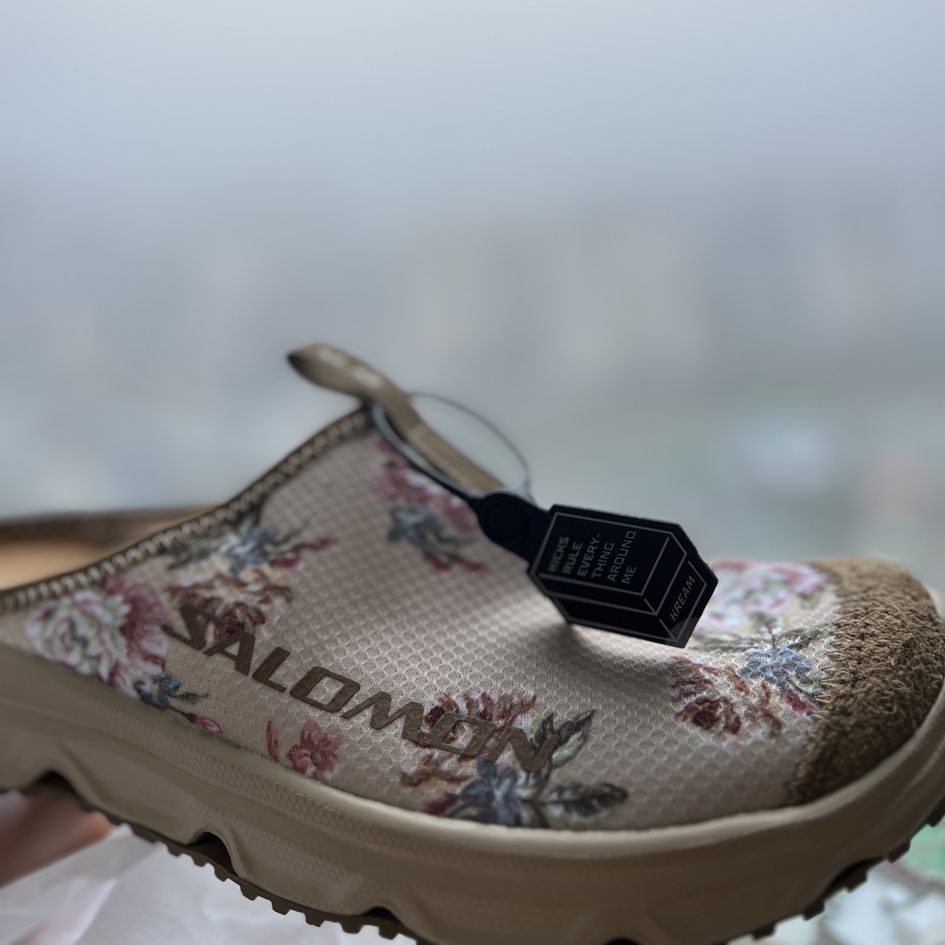 Salomon x Beams RX Slide 3.0 Safari 착용 스타일 - 2