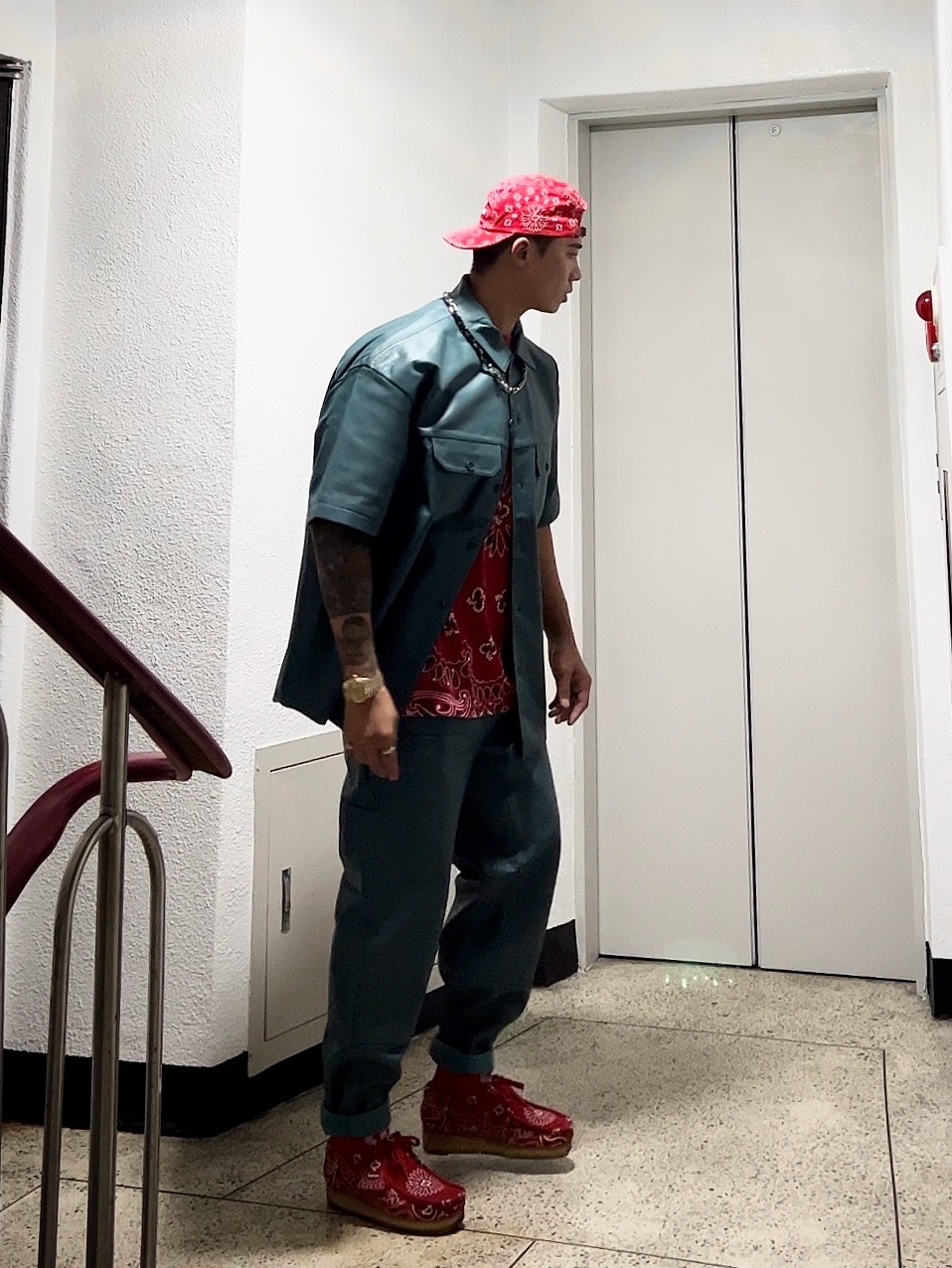 Supreme Bandana Camp Cap Red - 21SS, Supreme Small Box T-Shirt Red Bandana - 21SS 착용 스타일 - 3