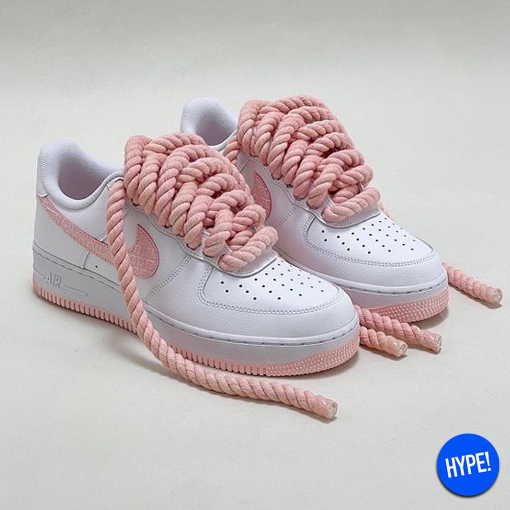 Nike Air Force 1 '07 Low Triple Black, (W) Nike Air Force 1 Low '07 Pearl Pink 착용 스타일 - 2