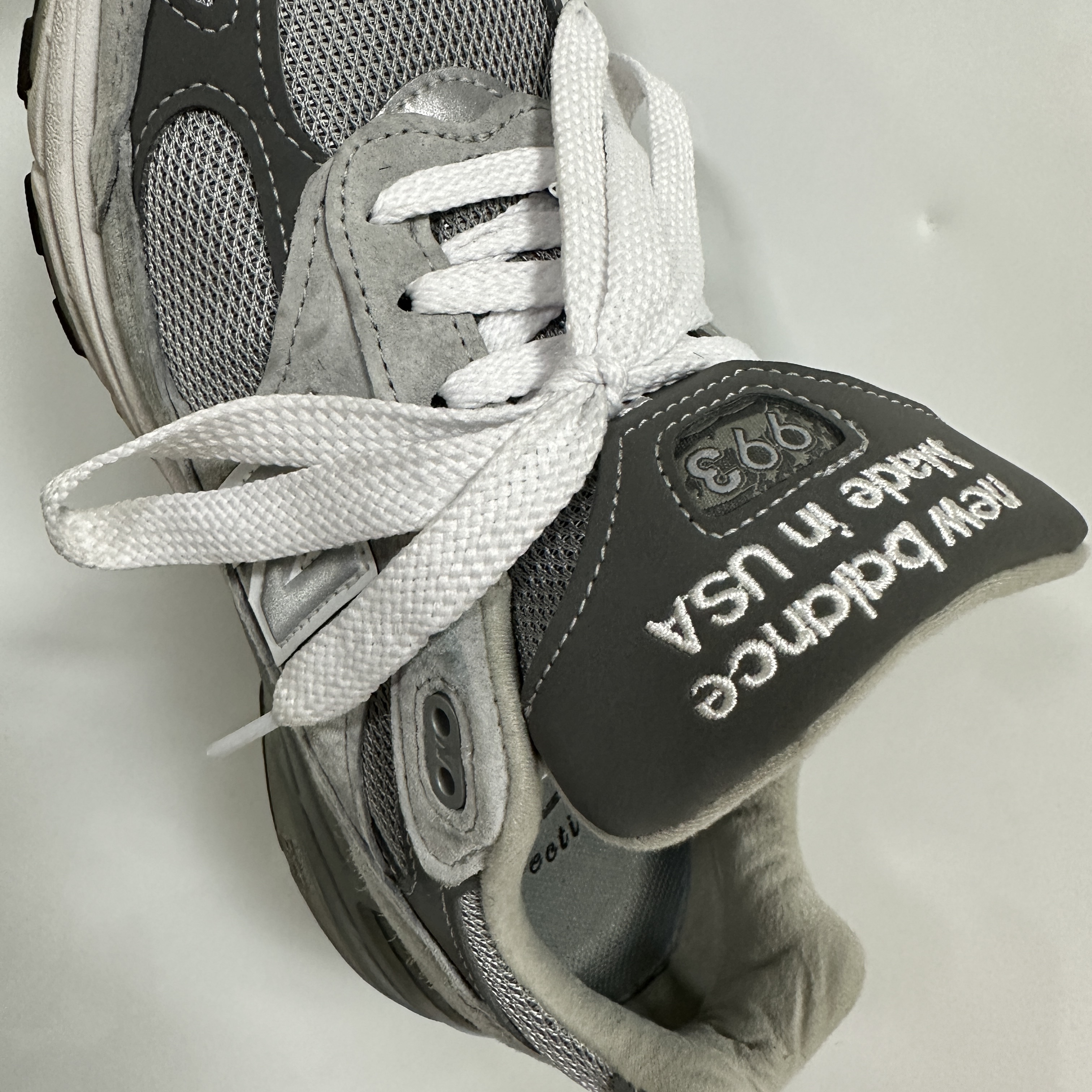 New Balance 993 Made in USA Grey - D Standard 착용 스타일
