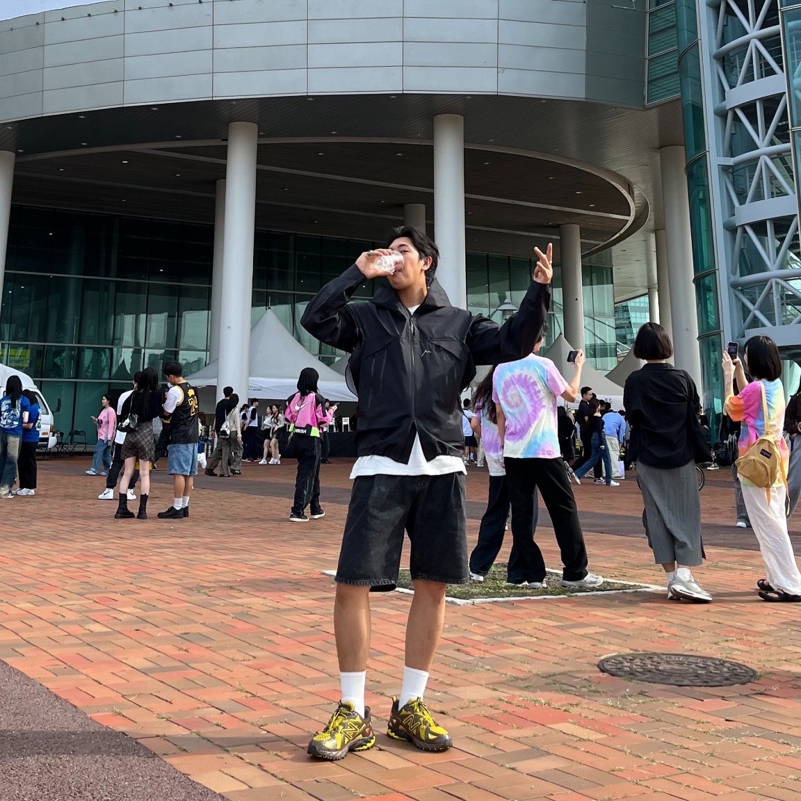 New Balance x Amine ML610T The Mooz - D Standard 착용 스타일