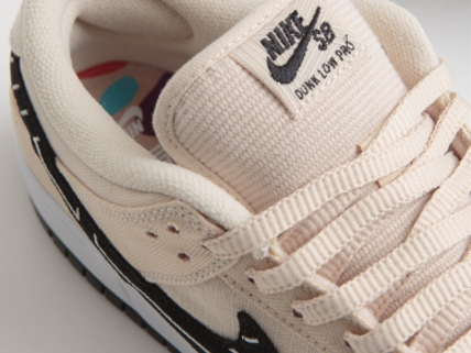 Nike x Albino & Preto SB Dunk Low Fossil Black 착용 스타일 - 1