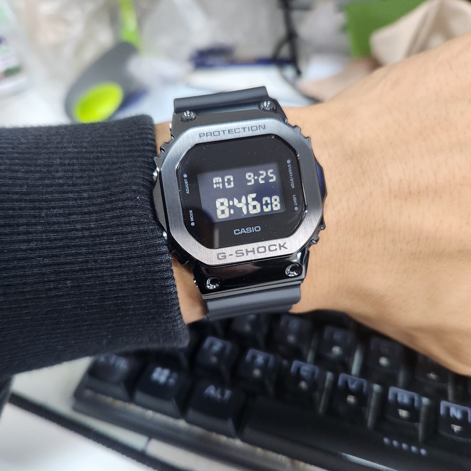 Casio G-Shock GM-5600B-1 착용 스타일
