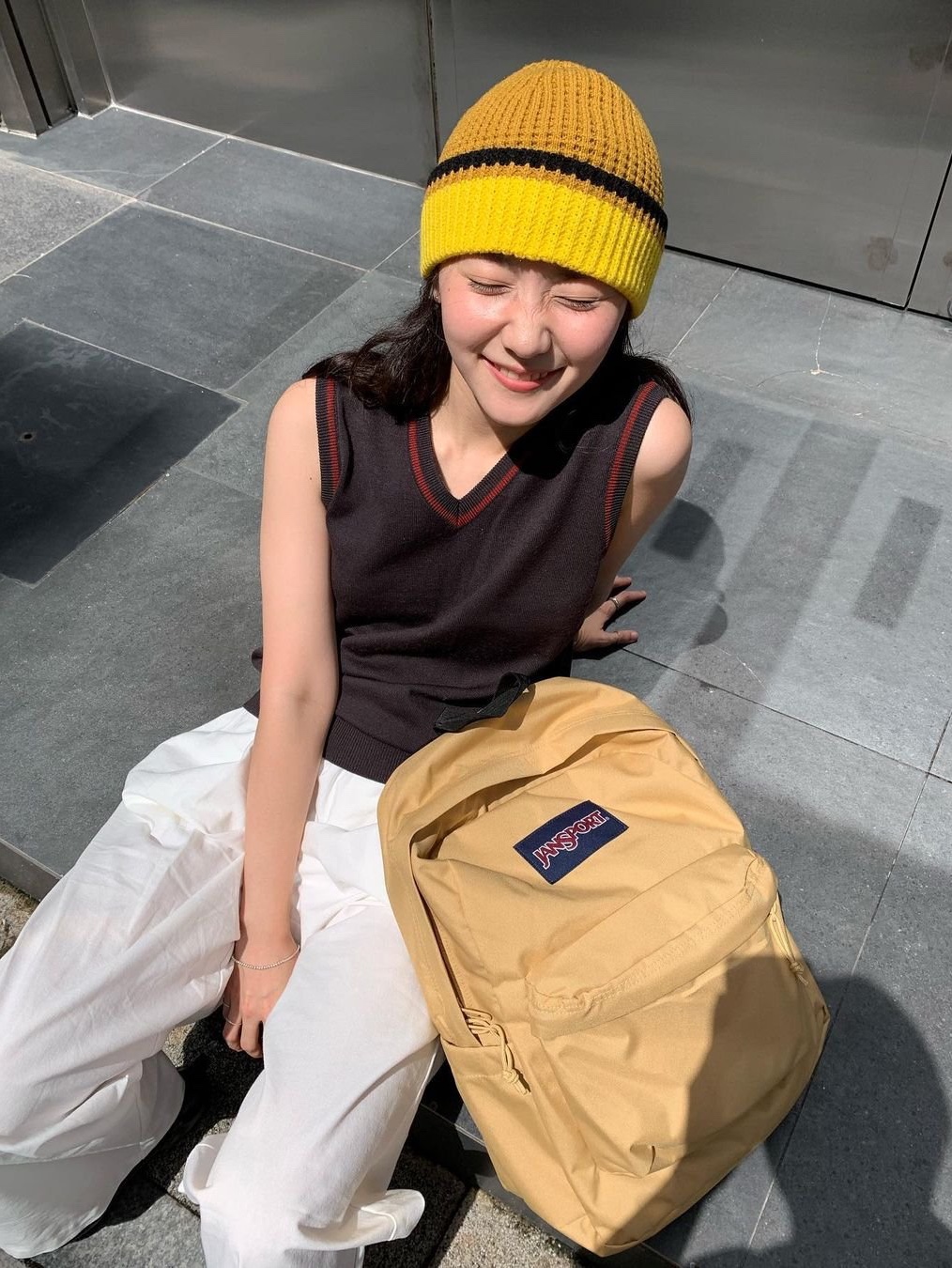 Arc'teryx Index 15 Backpack Binary, Jansport Half Pint FX Corduroy Mini Backpack Curry 착용 스타일 - 3