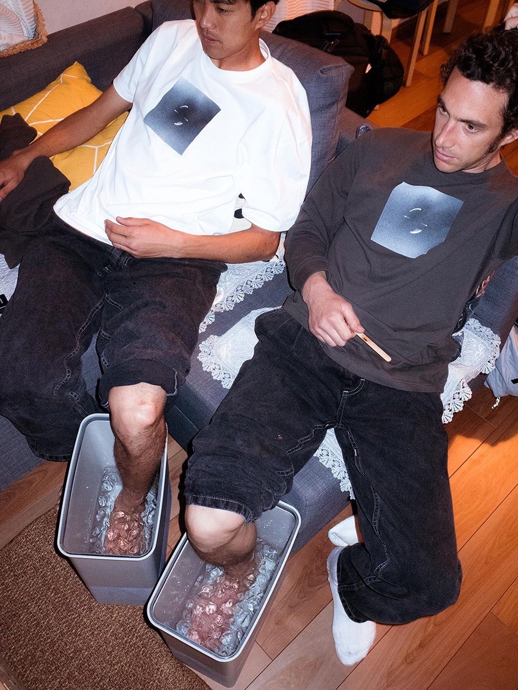Polar Skate Co 93 Pants Silver Black 착용 스타일