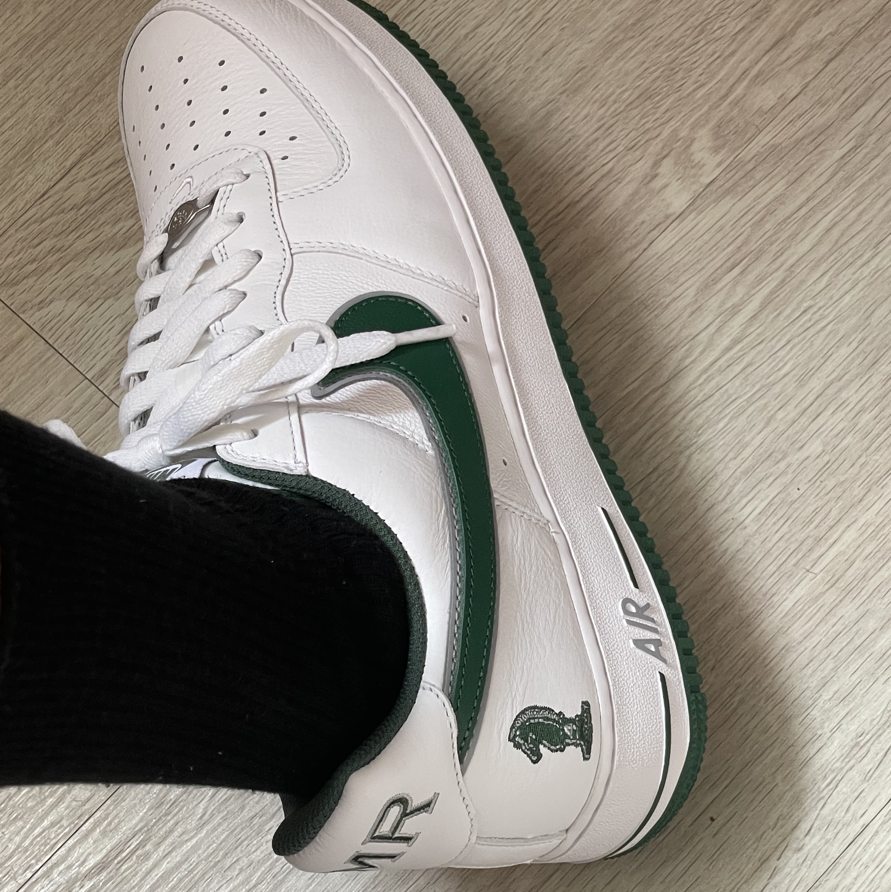 Nike Air Force 1 Low Four Horsemen 착용 스타일