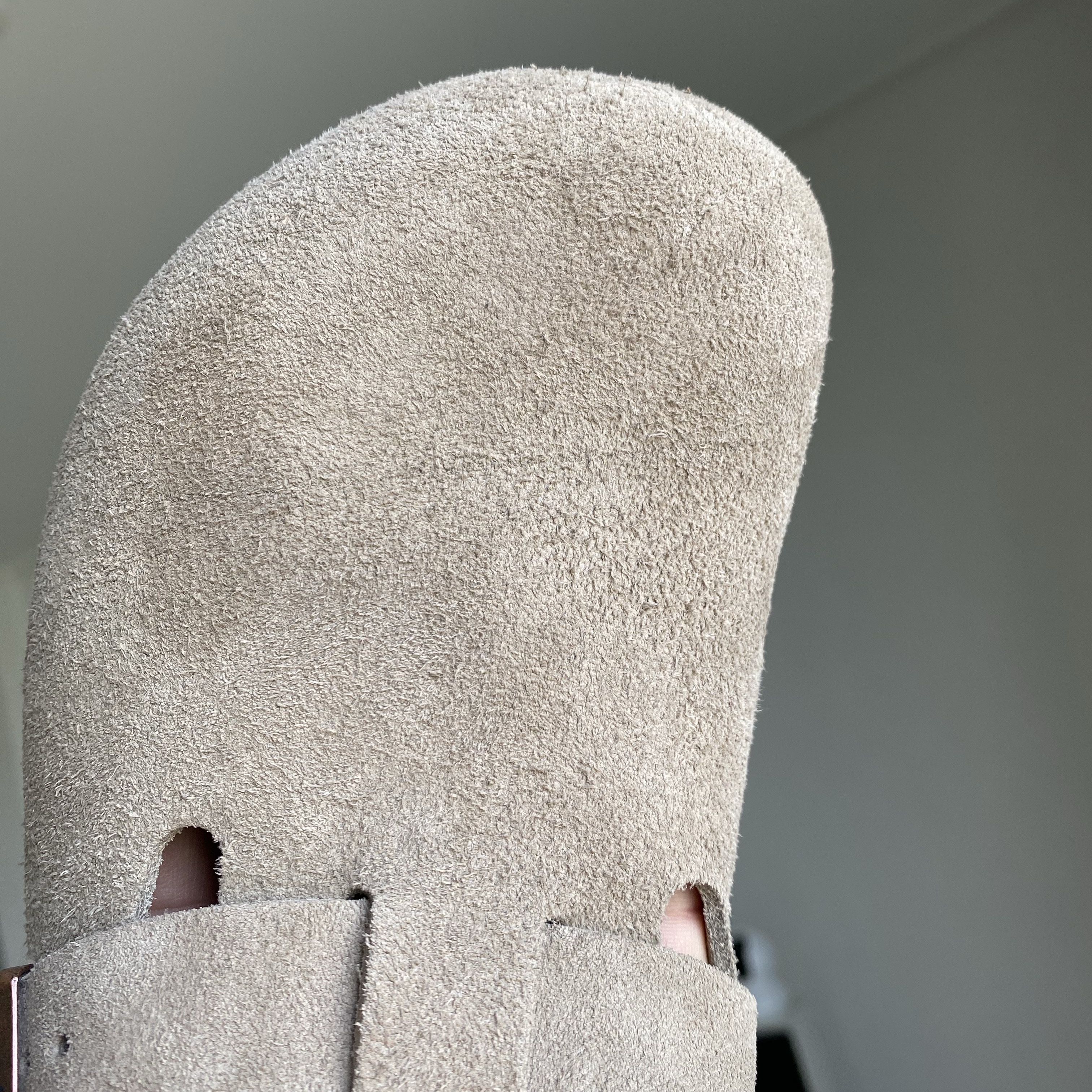 Birkenstock Boston Soft Footbed Taupe - Regular 착용 스타일