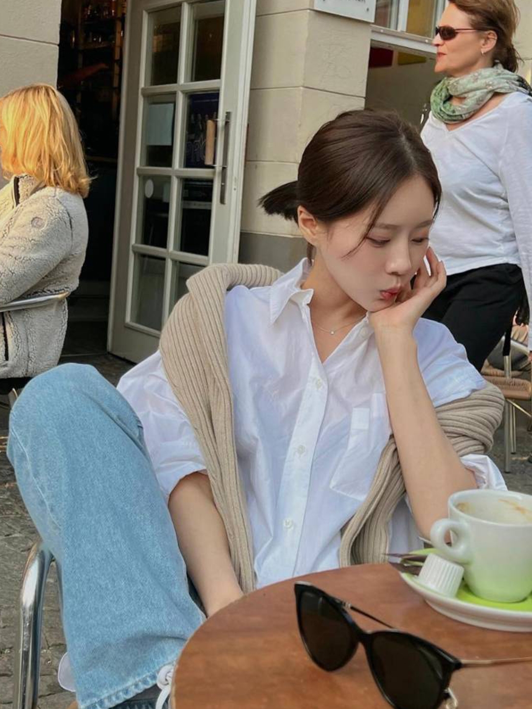 AMI de Coeur Crewneck Sweater Vanilla, (W) Acne Studios Keva Face Crewneck Cardigan Bubble Pink 착용 스타일 - 2