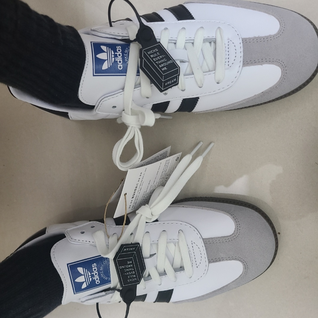 Adidas Samba OG Cloud White 착용 스타일