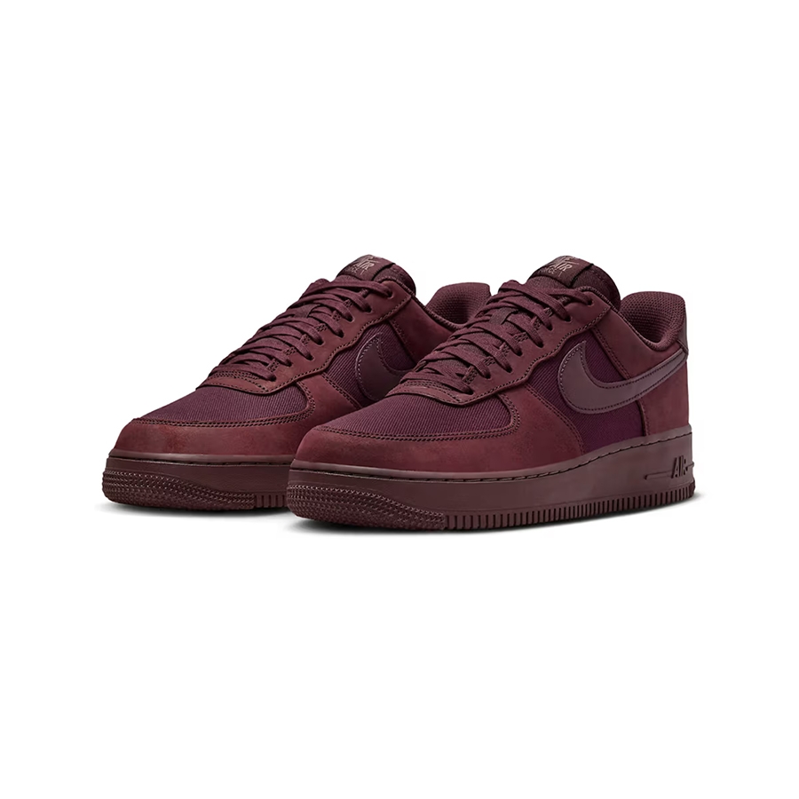 Nike Air Force 1 '07 LX Burgundy Crush 착용 스타일 - 3