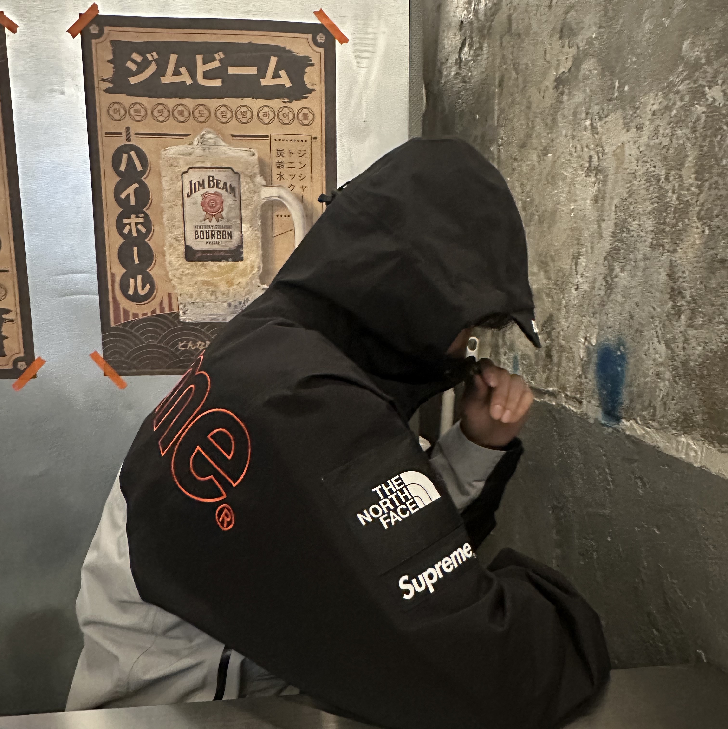 Supreme x The North Face Taped Seam Shell Jacket Grey - 22FW 착용 스타일