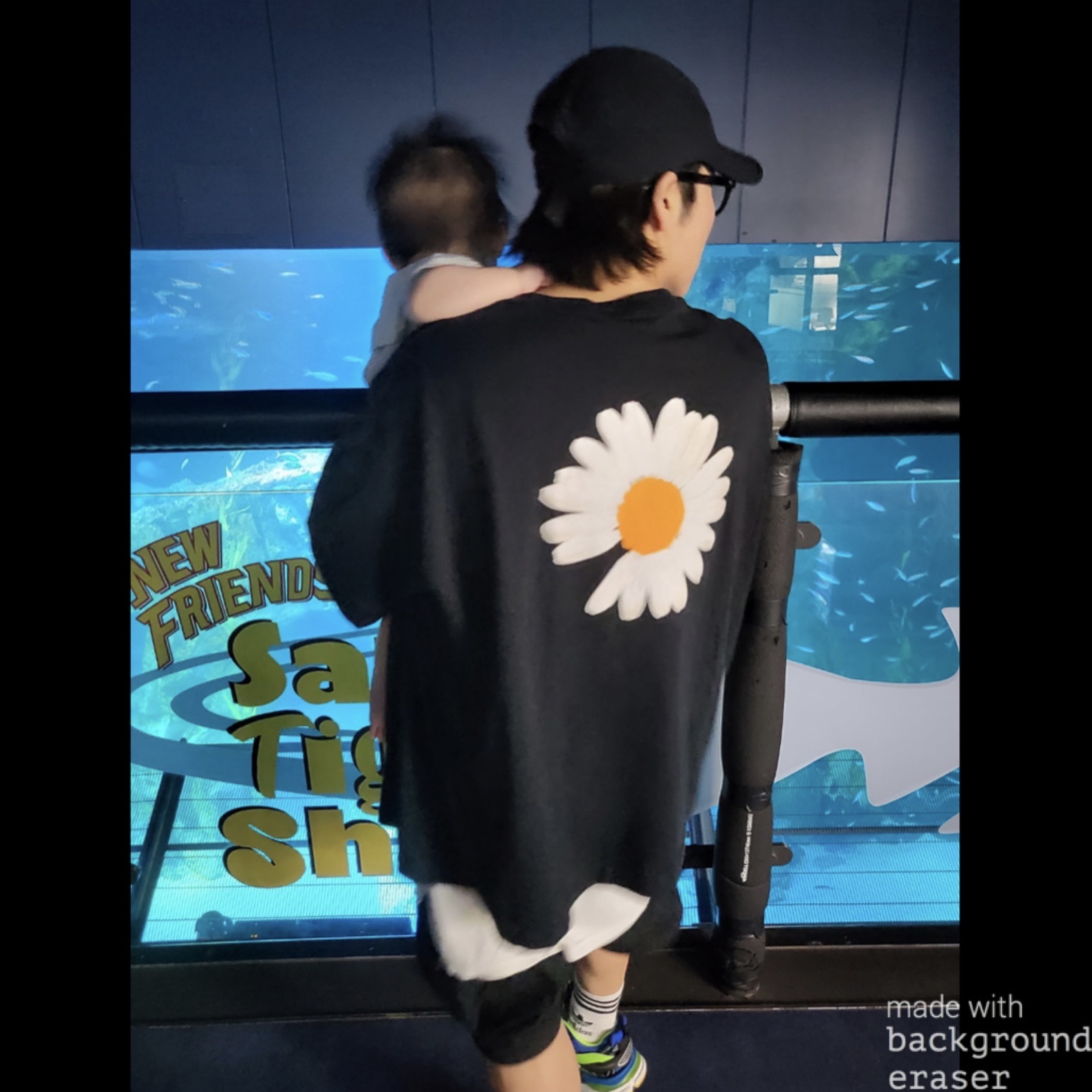 Nike x Peaceminusone LS T-Shirt Black (DR0098-010), Balenciaga Track Sneakers Green White Blue 2019 착용 스타일
