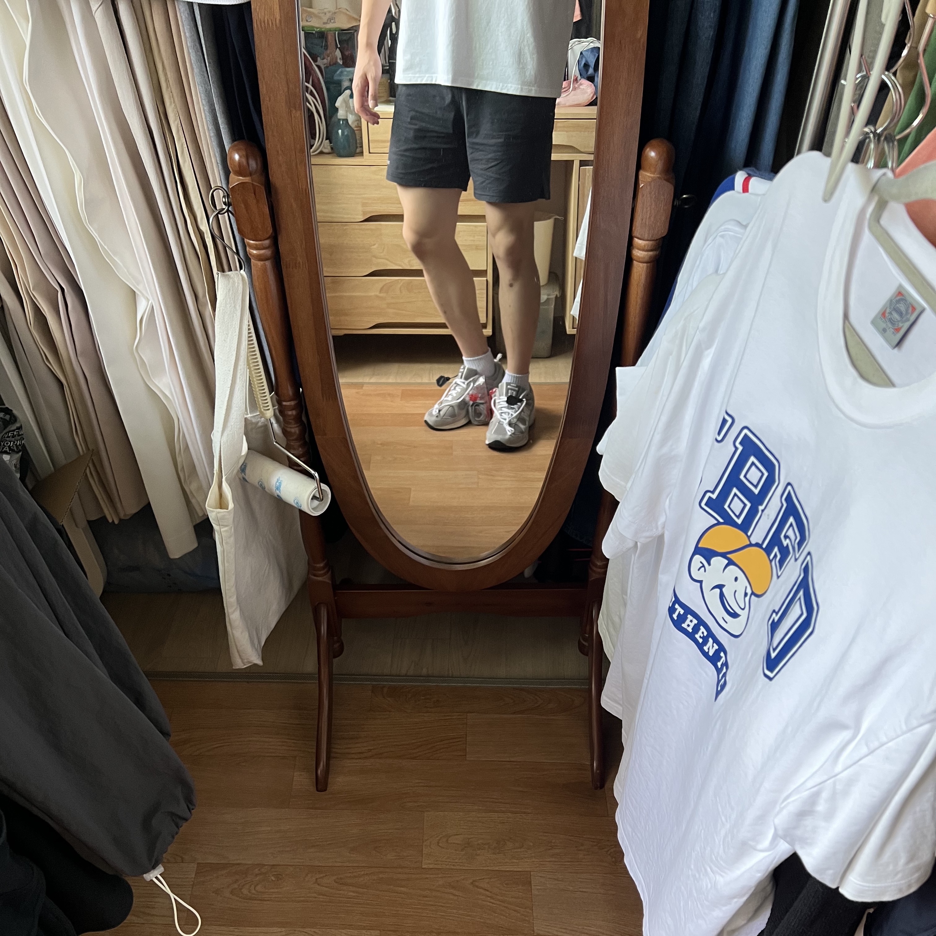 New Balance 878 Gray 착용 스타일