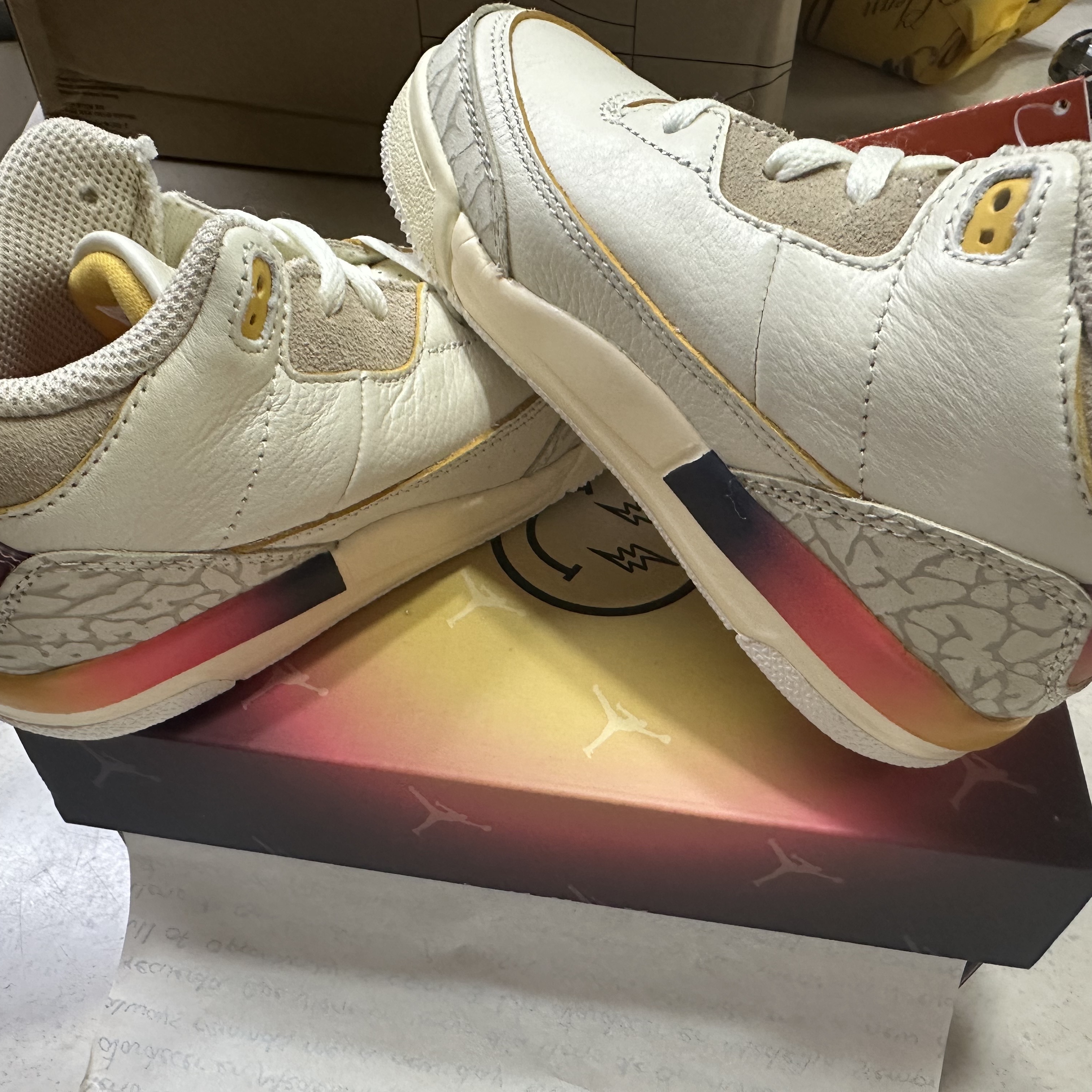 (TD) Jordan 3 x J Balvin Retro SP Sunset 착용 스타일 - 2