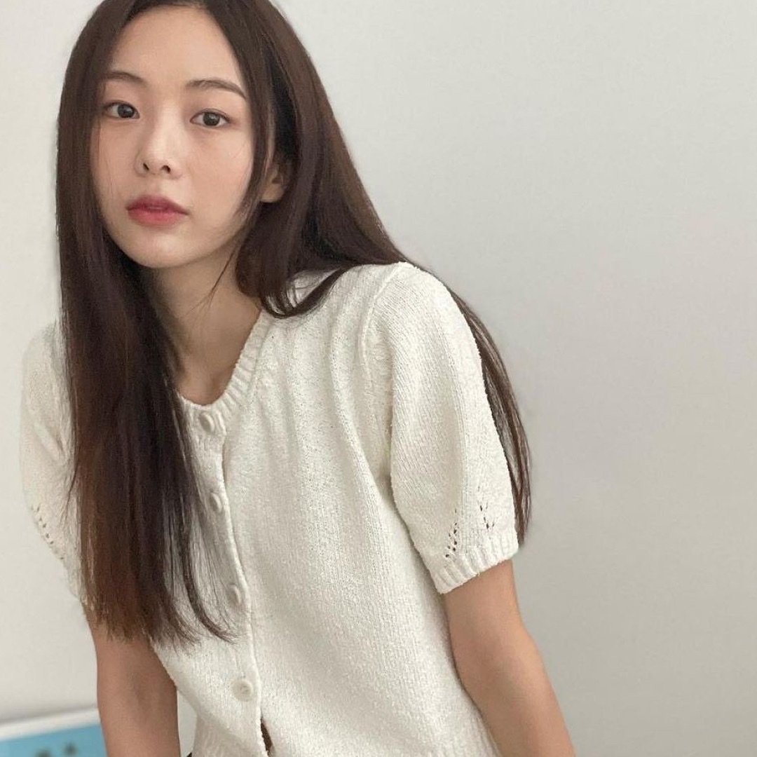 Kindersalmon Women Hand-made Bulky Knitted Top Ivory 착용 스타일 - 2