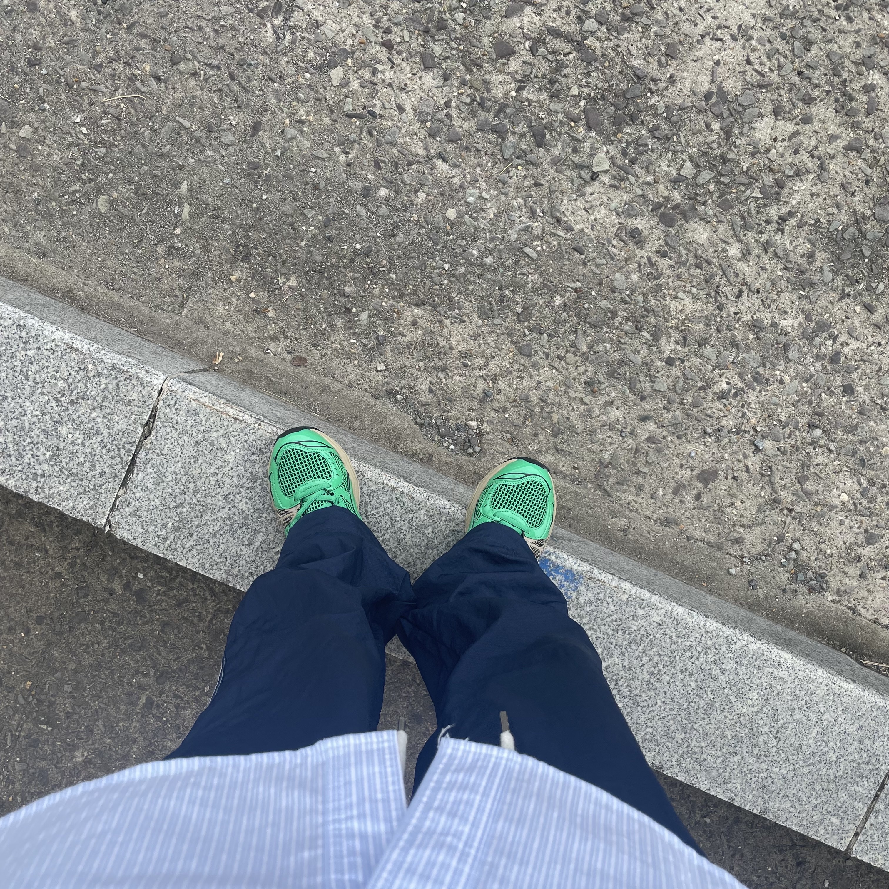 Asics x GmbH Gel-Kayano Legacy Coriander Green Gold 착용 스타일
