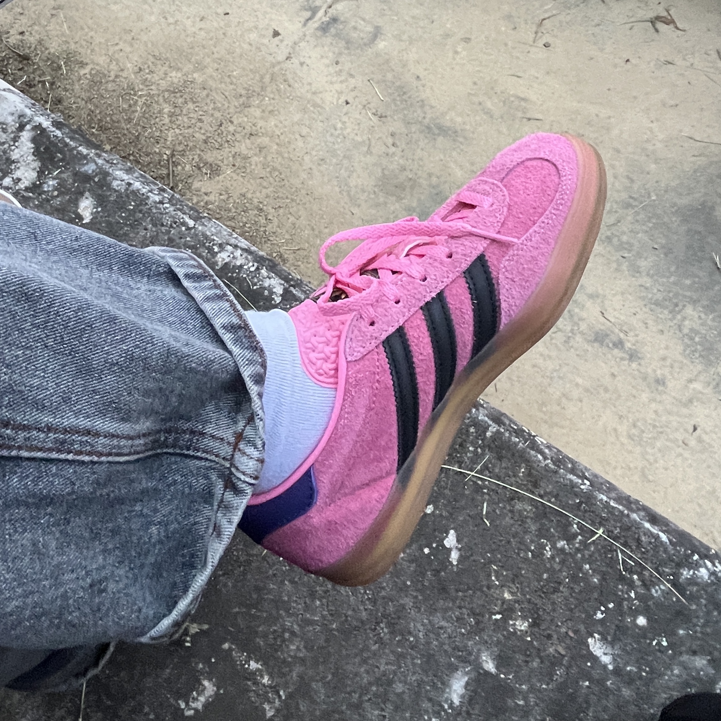 (W) Adidas Gazelle Indoor Bliss Pink 착용 스타일 - 4