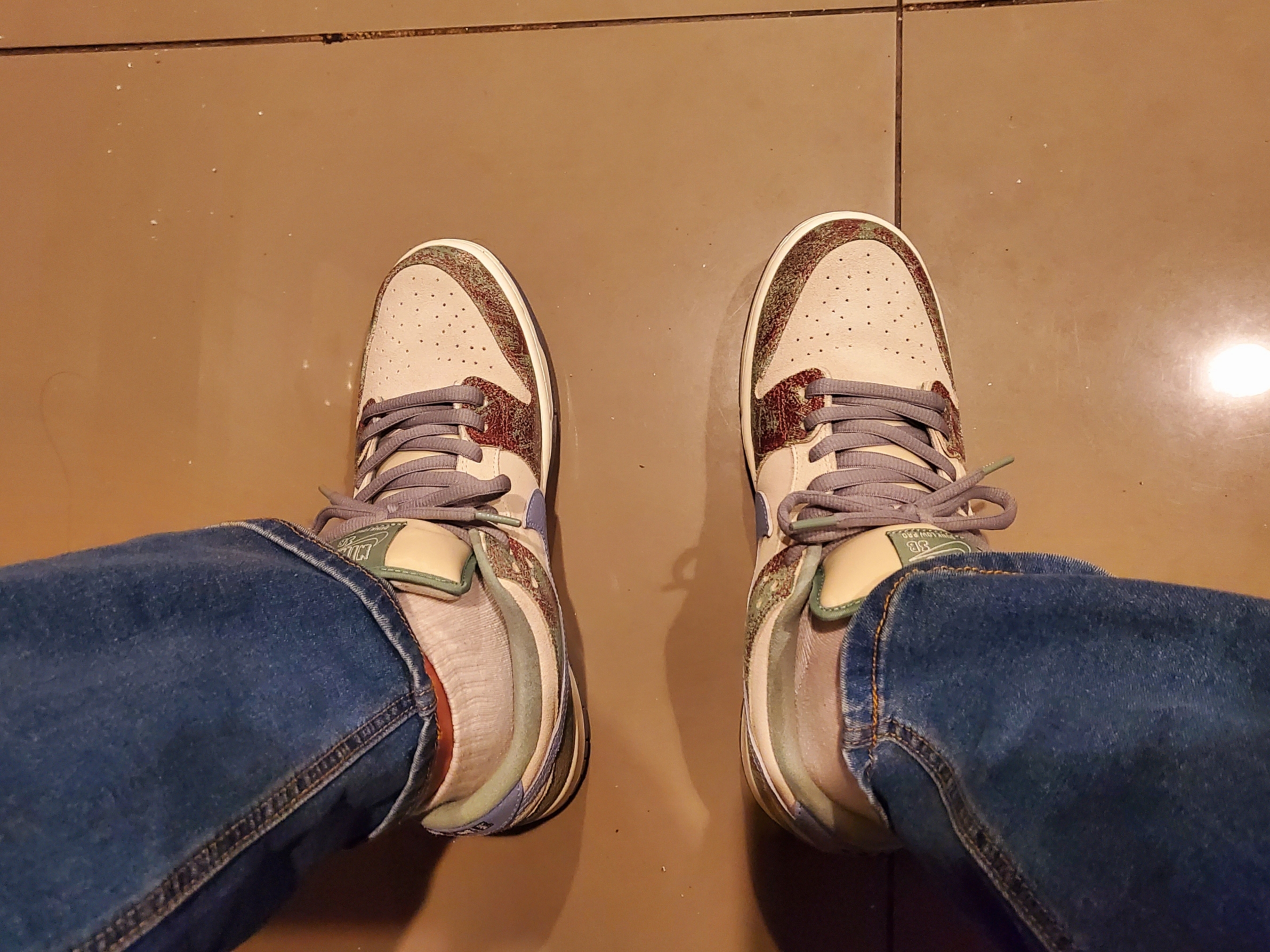 Nike x Crenshaw Skate Club SB Dunk Low Sail Light Blue Cedar 착용 스타일 - 3