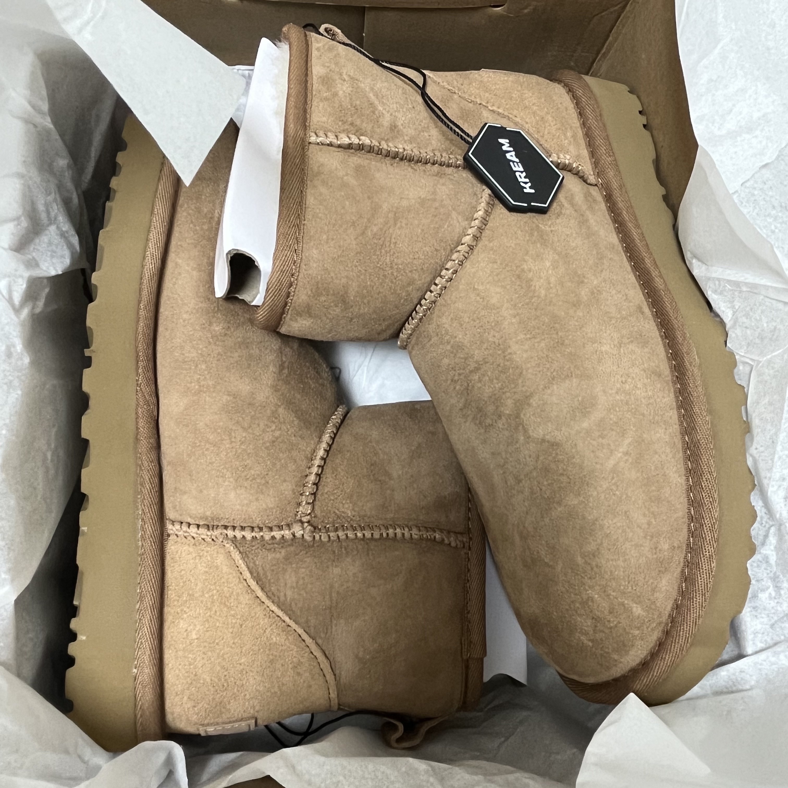 (W) UGG Classic Mini II Boots Chestnut 착용 스타일