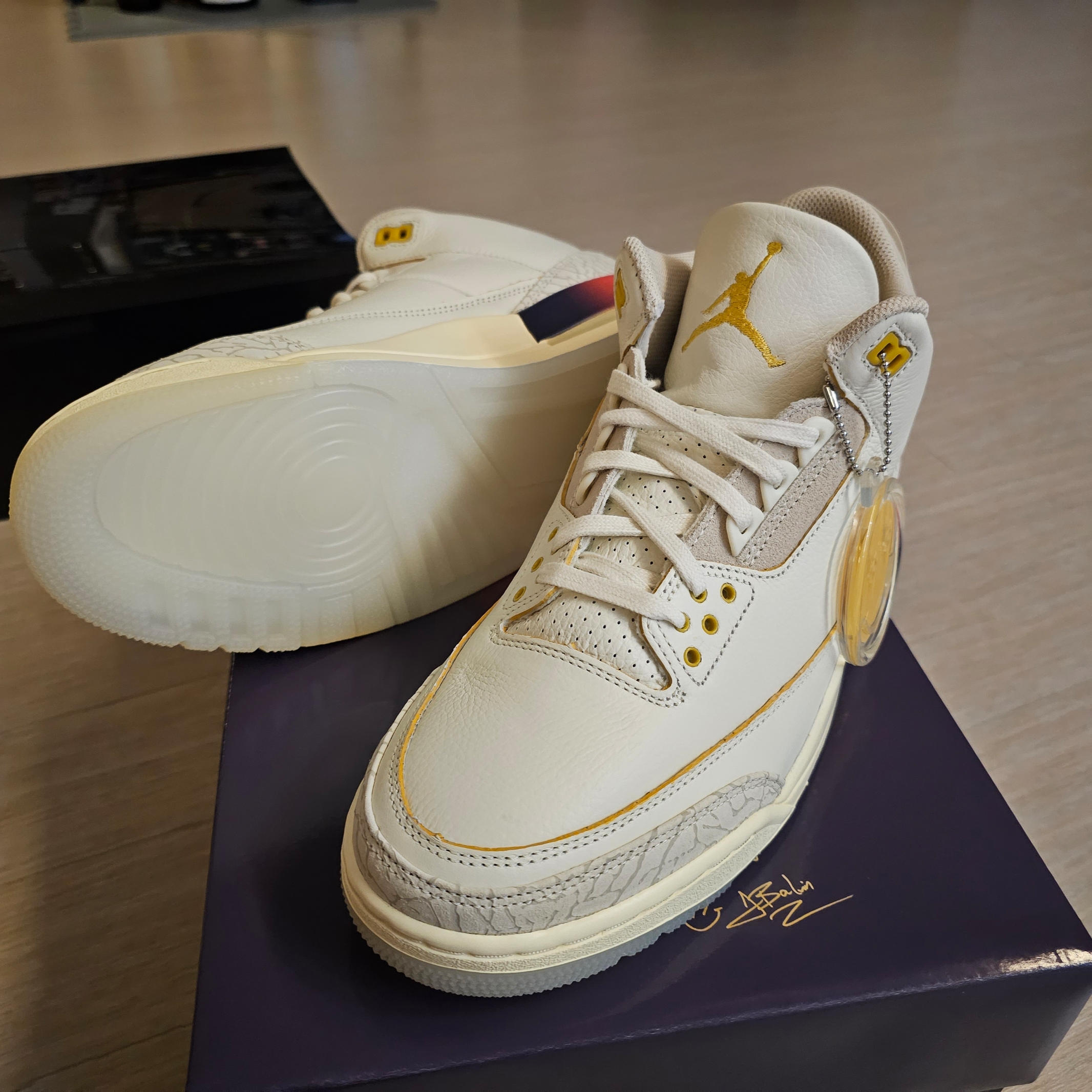 Jordan 3 x J Balvin Retro SP Sunset 착용 스타일 - 2