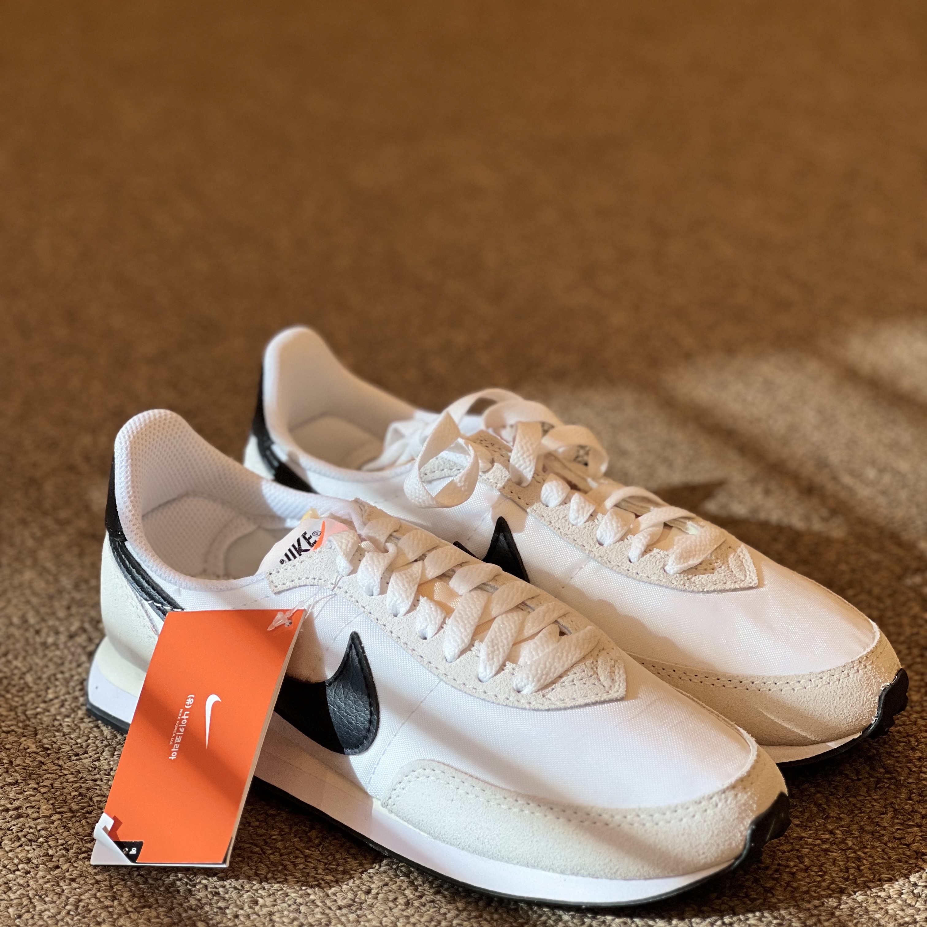(W) Nike Waffle Trainer 2 White Black 착용 스타일 - 3