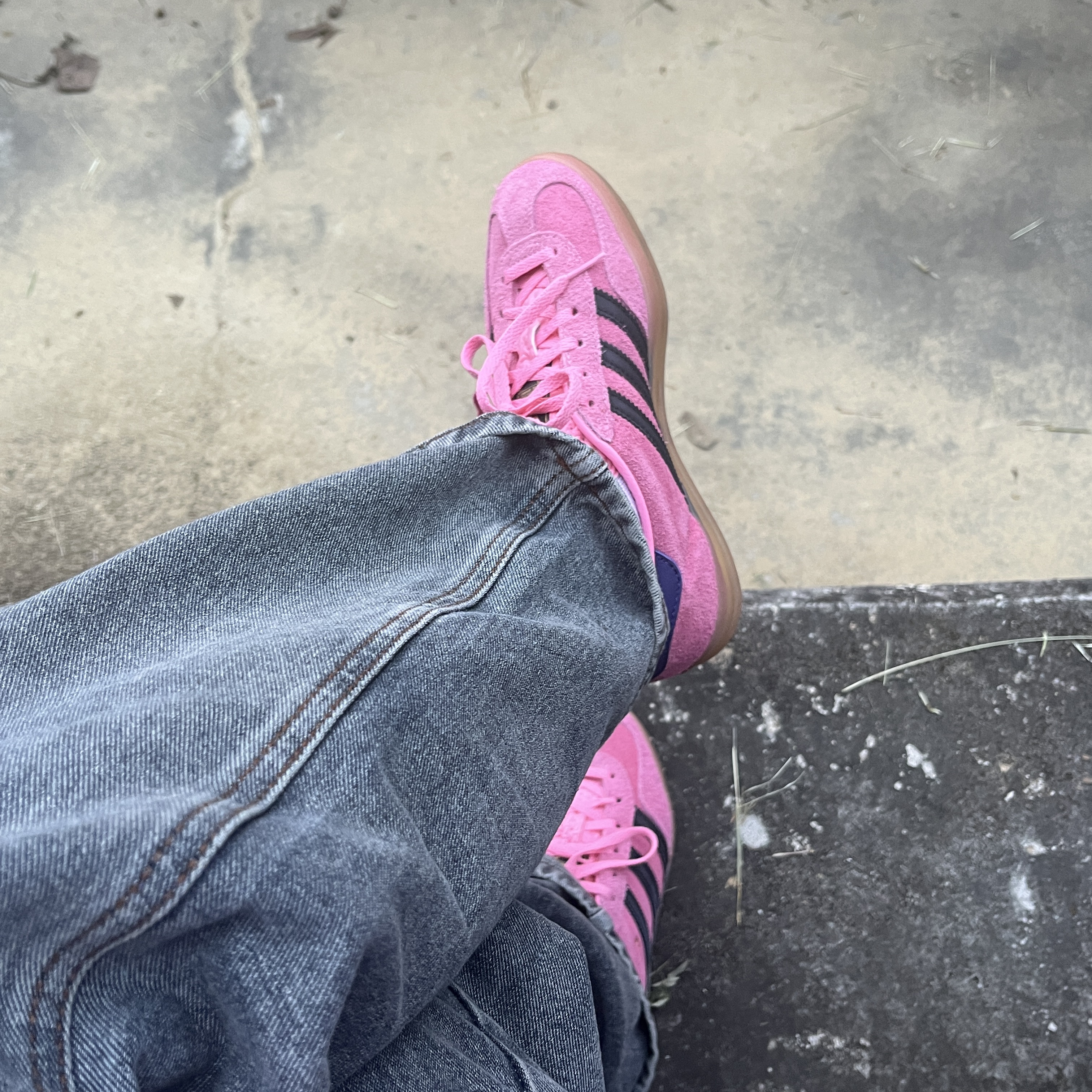 (W) Adidas Gazelle Indoor Bliss Pink 착용 스타일 - 3