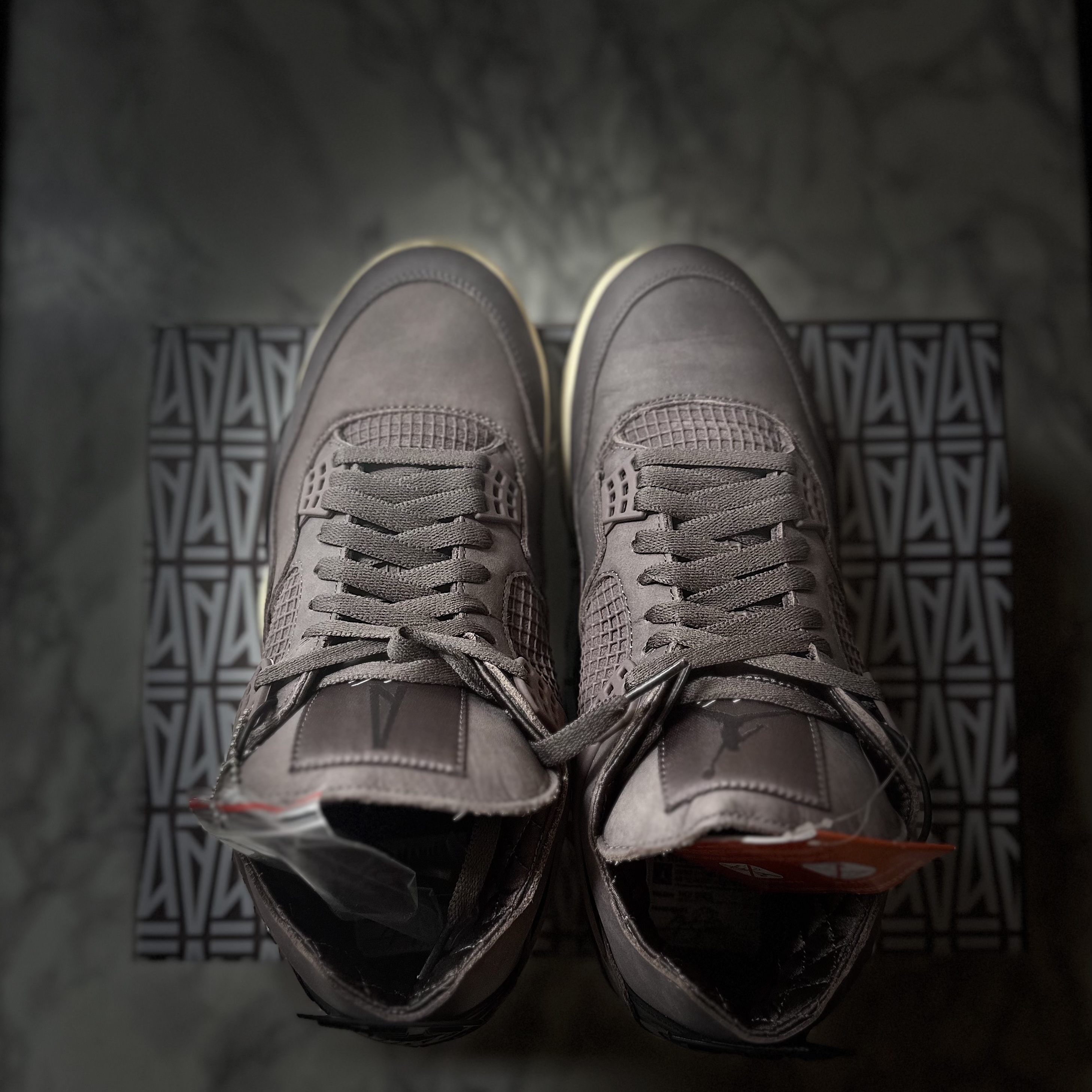 Jordan 4 x A Ma Maniere Retro Violet Ore 착용 스타일 - 1