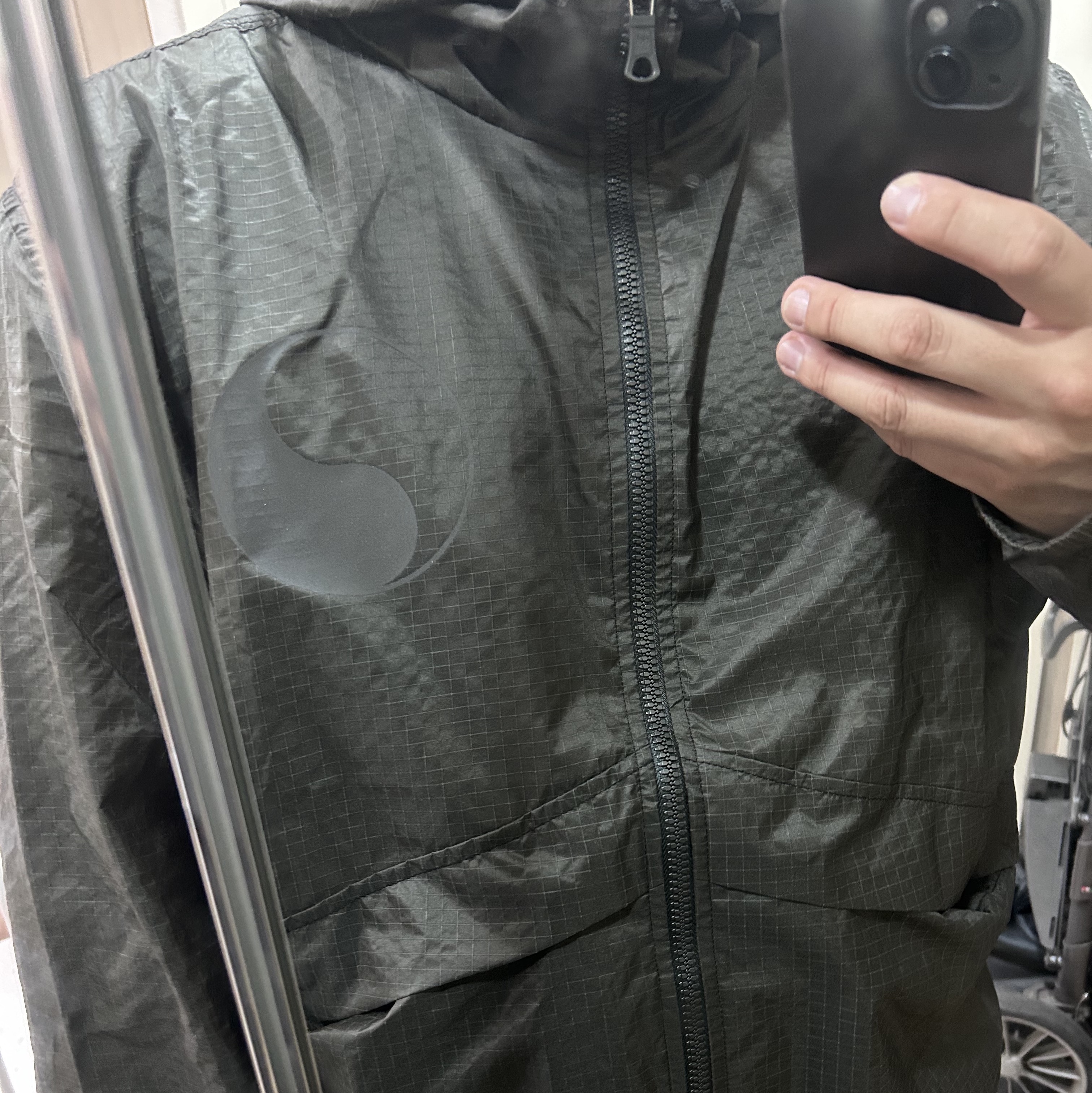 Our Legacy Work Shop Windbreaker Washed Black 착용 스타일