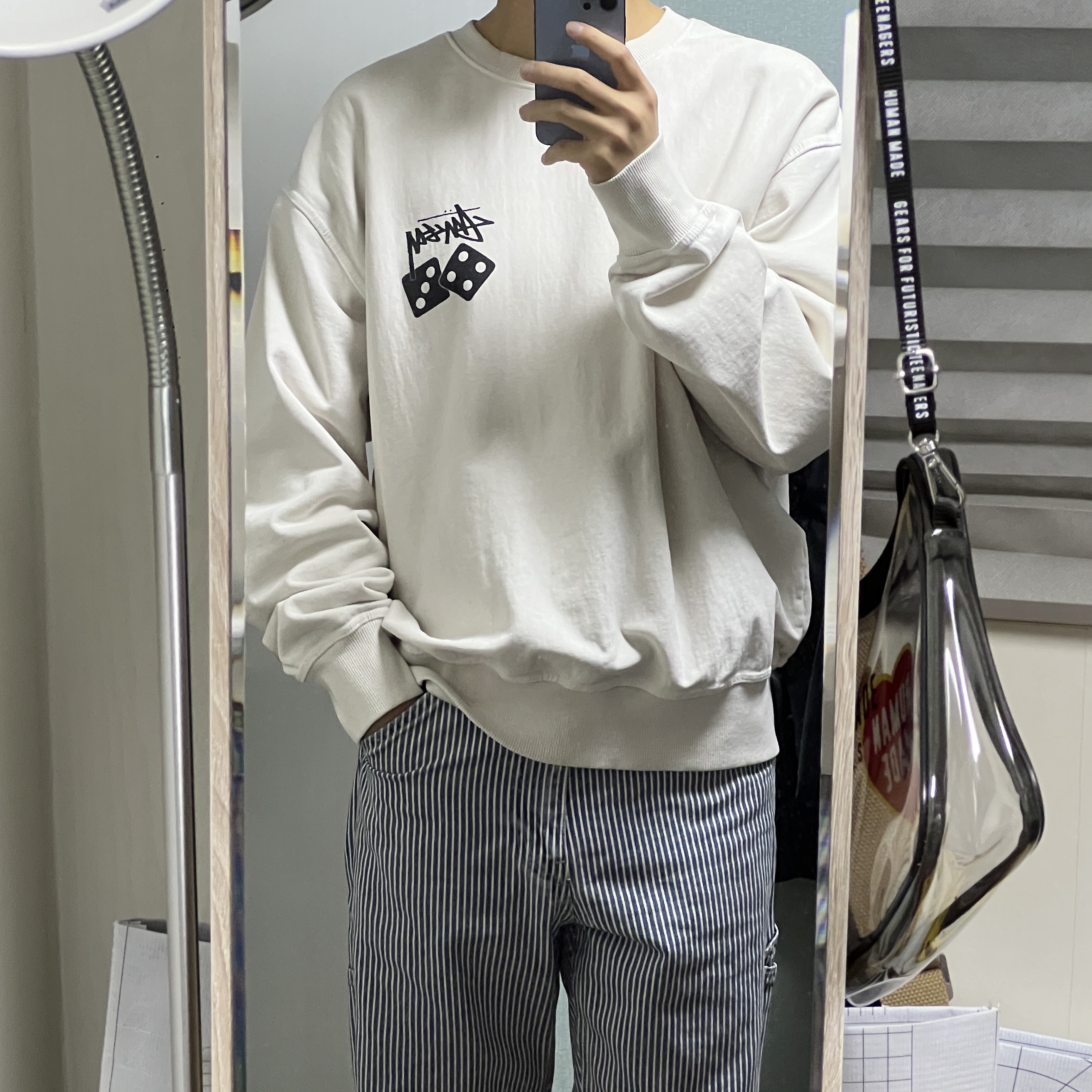 Stussy Dice Pigment Dyed Crew Natural 착용 스타일