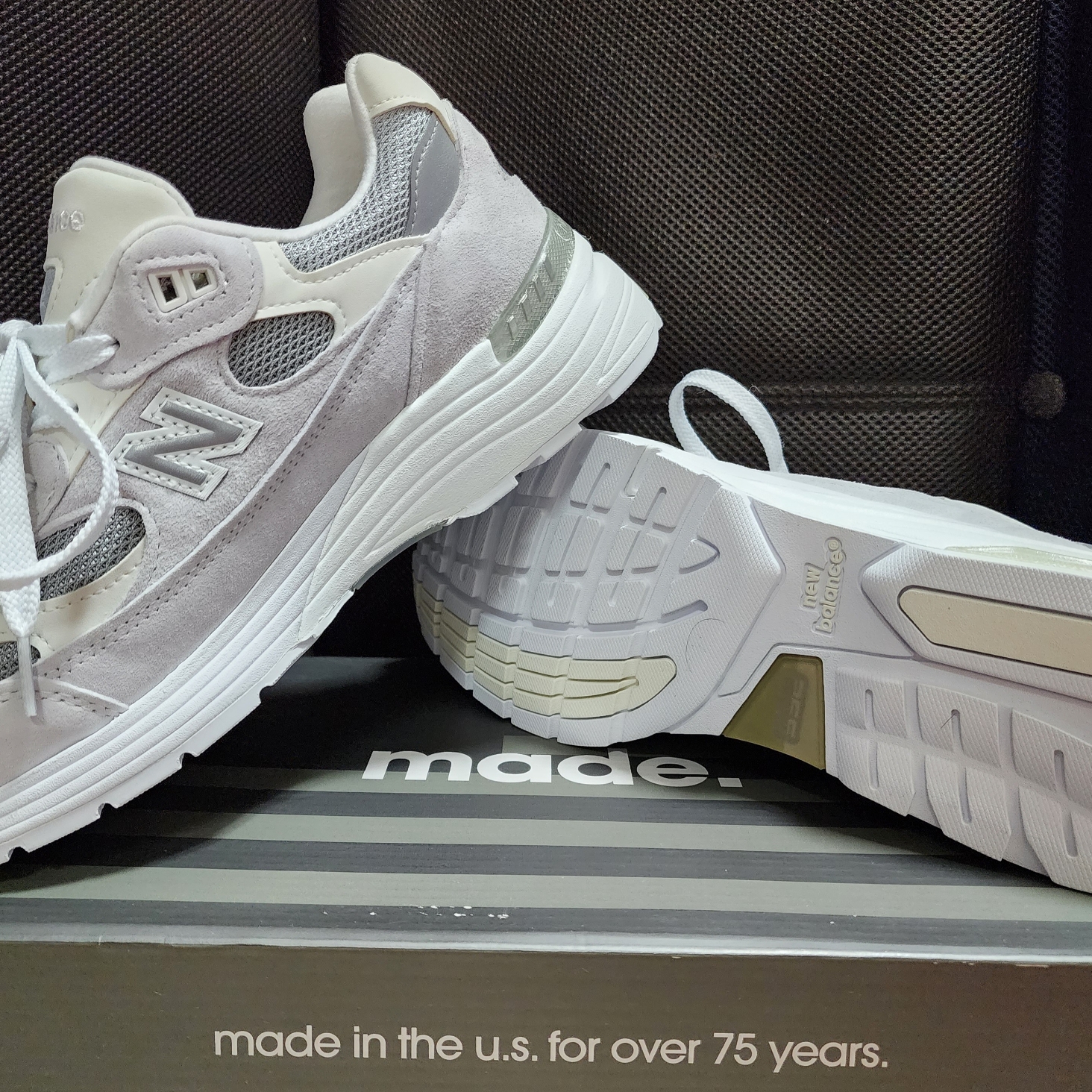 New Balance 992 Made in USA White Silver, New Balance 992 Made in USA Grey - D Standard 착용 스타일 - 2