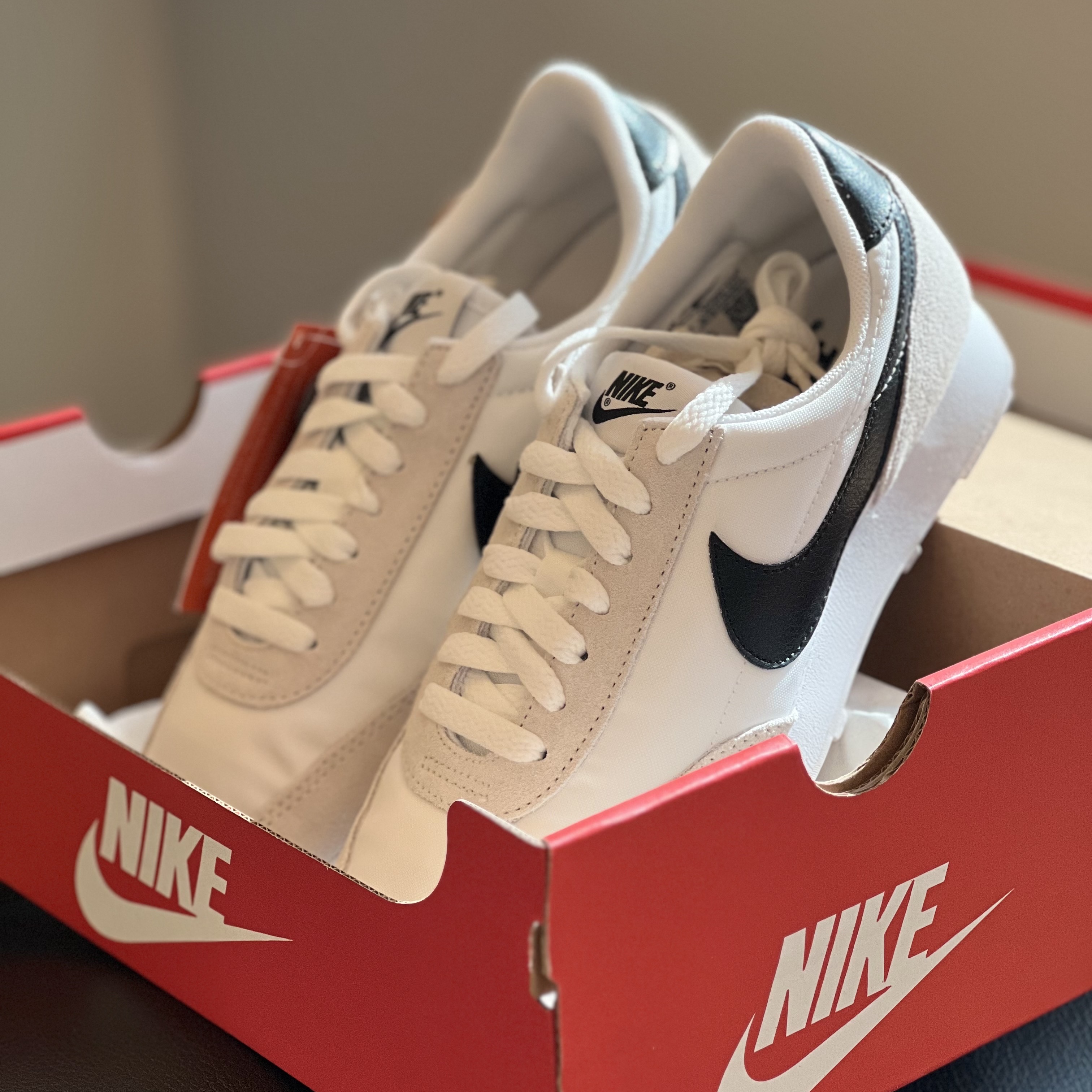 (W) Nike Daybreak Summit White Black 착용 스타일 - 3