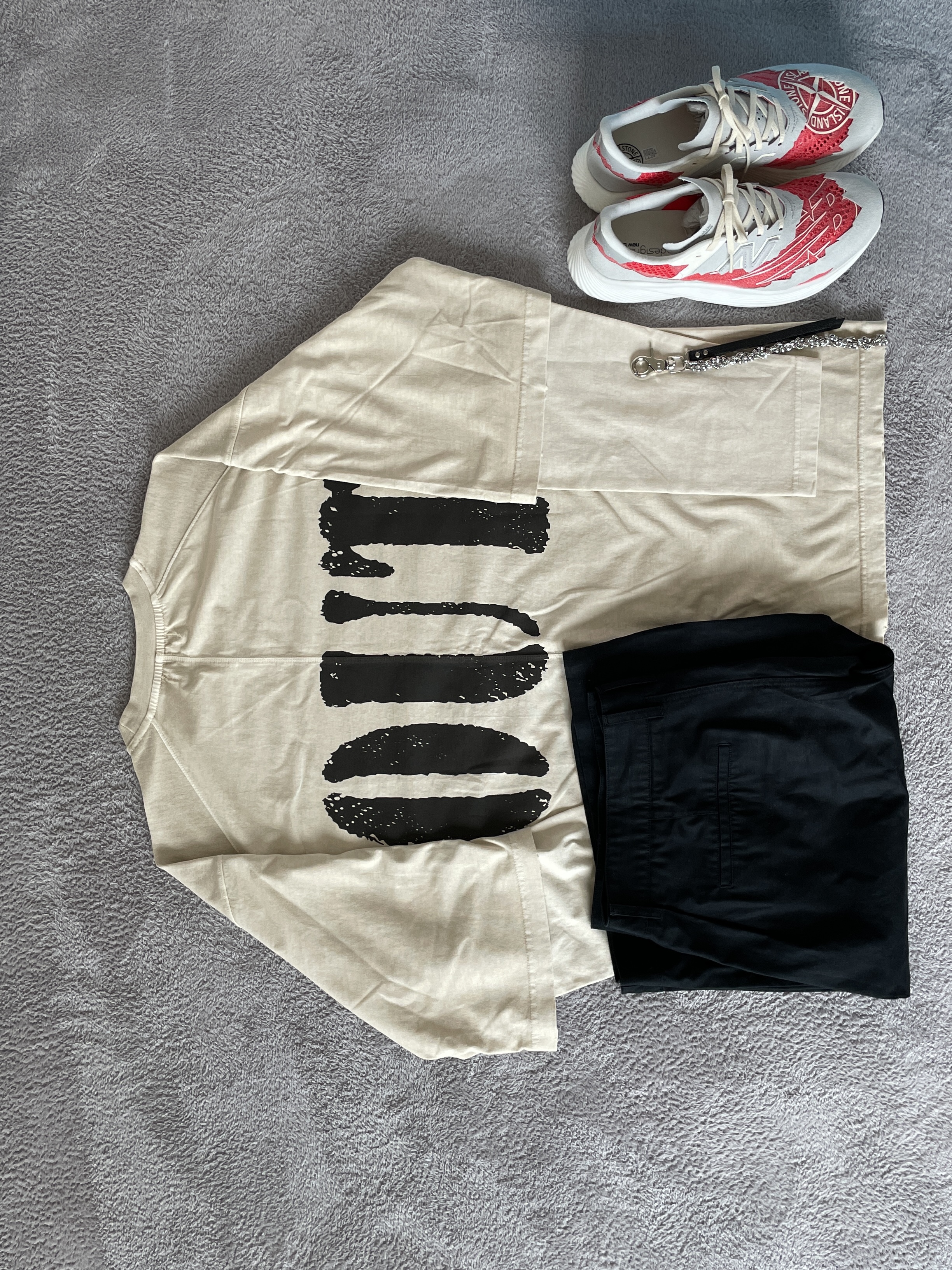 New Balance x Stone Island x Tokyo Design Studio FuelCell RC Elite v2 SI Red 착용 스타일 - 5