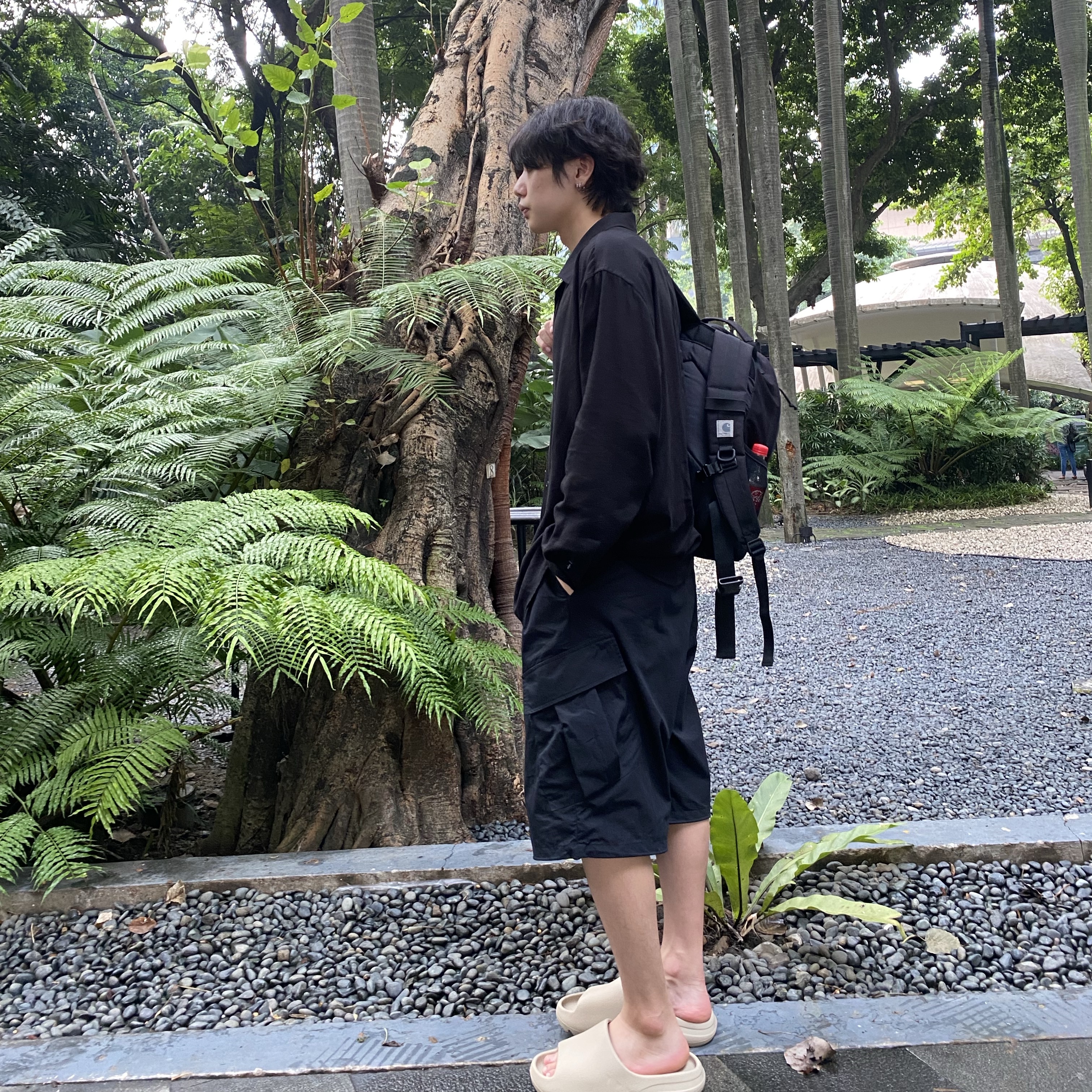 Adidas Yeezy Slide Bone 2022/2023 착용 스타일 - 2