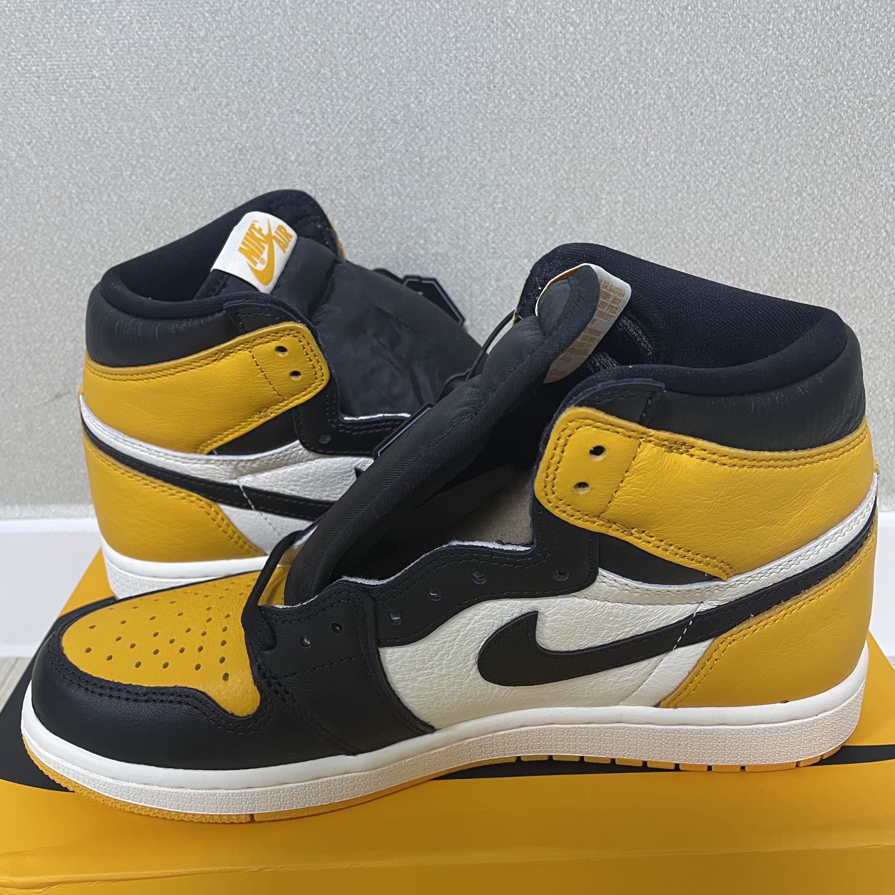 Jordan 1 Retro High OG Taxi 착용 스타일 - 1