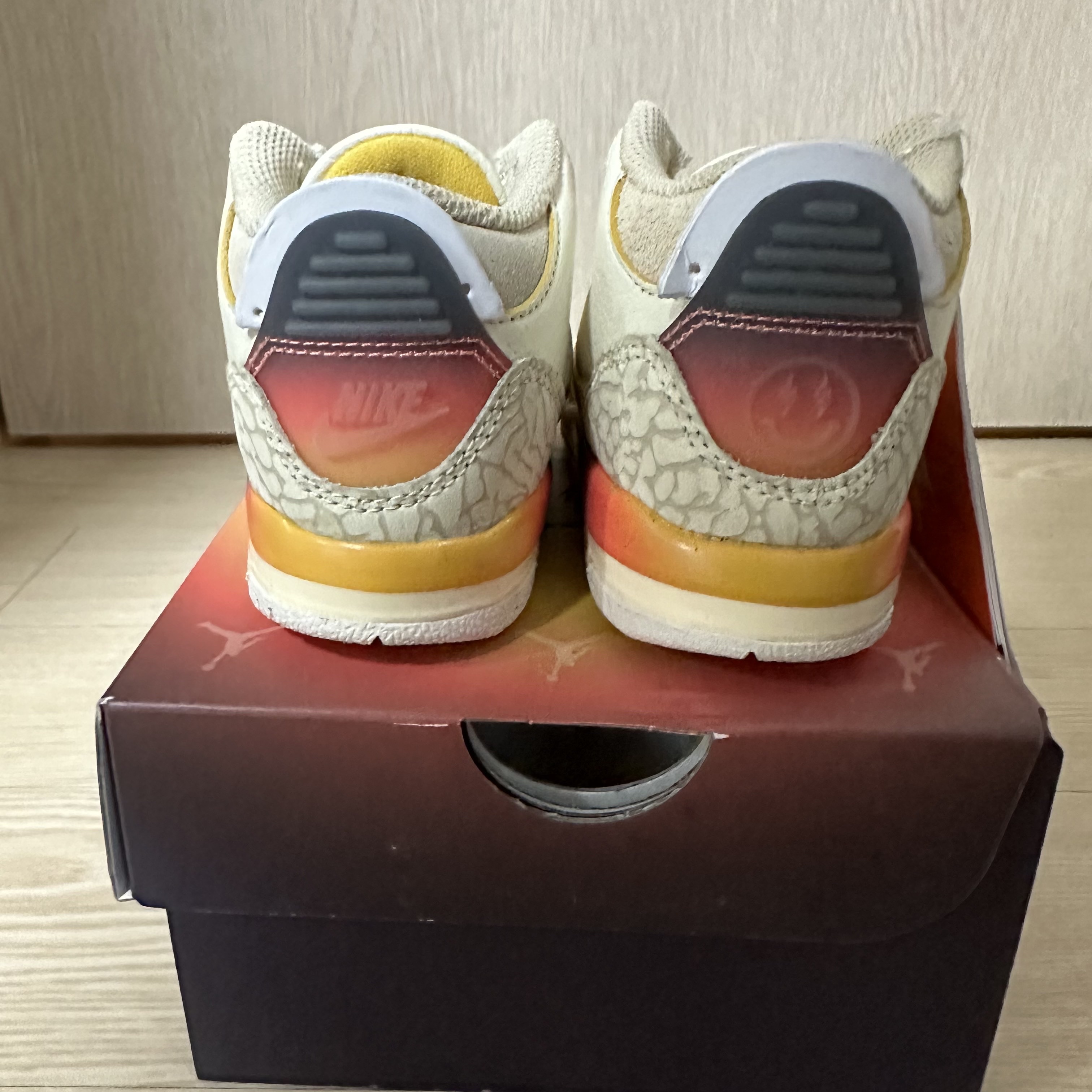 (TD) Jordan 3 x J Balvin Retro SP Sunset 착용 스타일 - 3