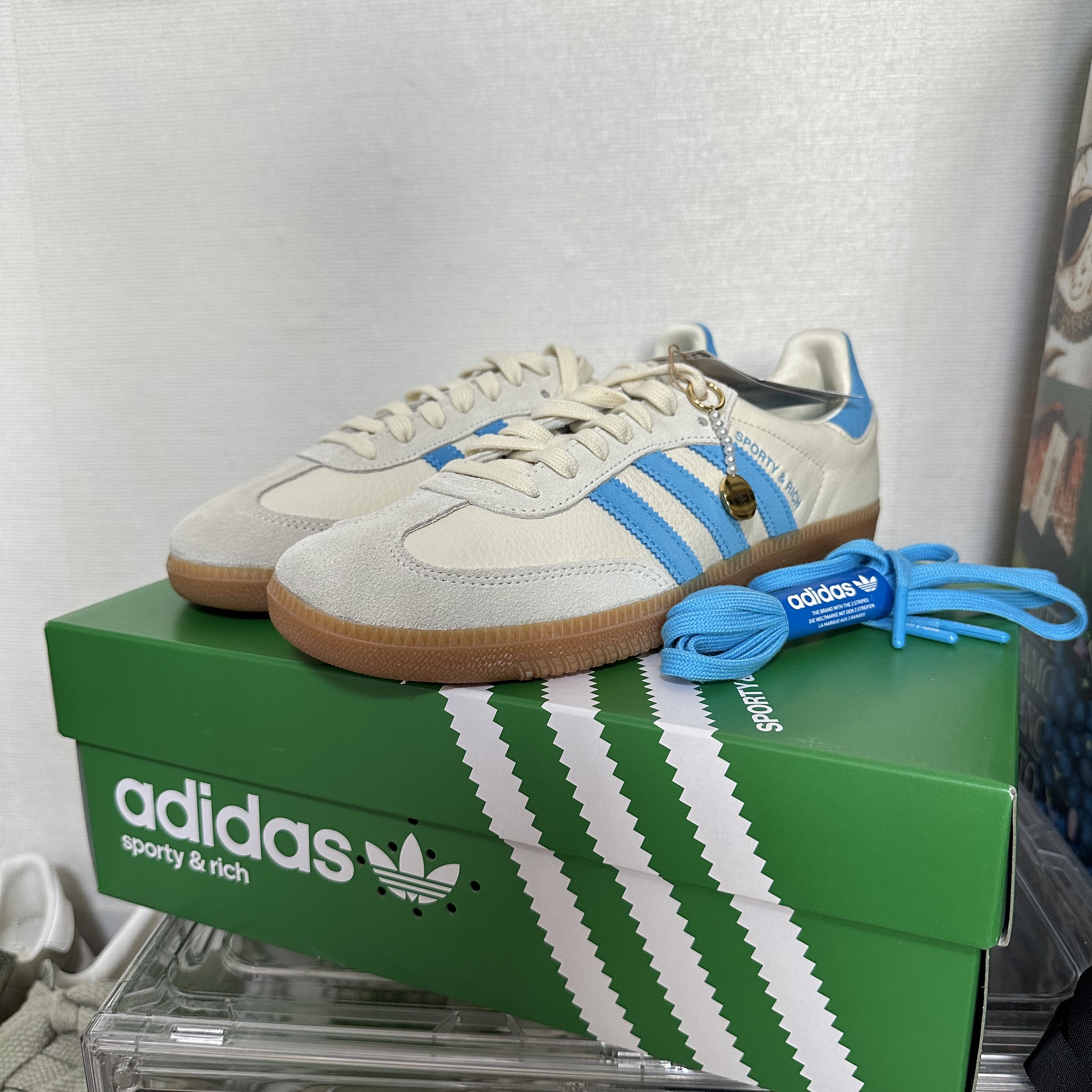 Adidas x Sporty & Rich Samba Cream Blue 착용 스타일
