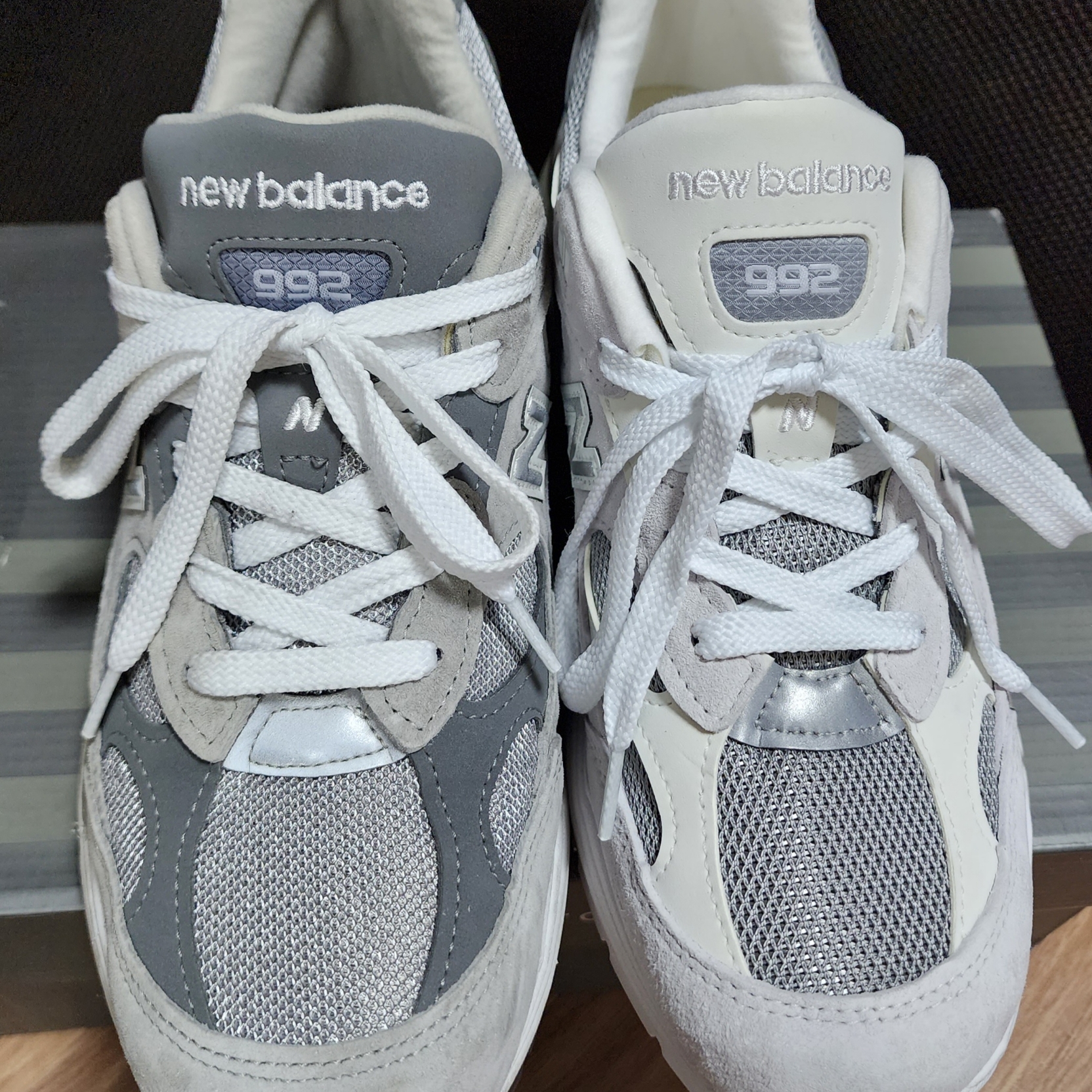 New Balance 992 Made in USA White Silver, New Balance 992 Made in USA Grey - D Standard 착용 스타일 - 3