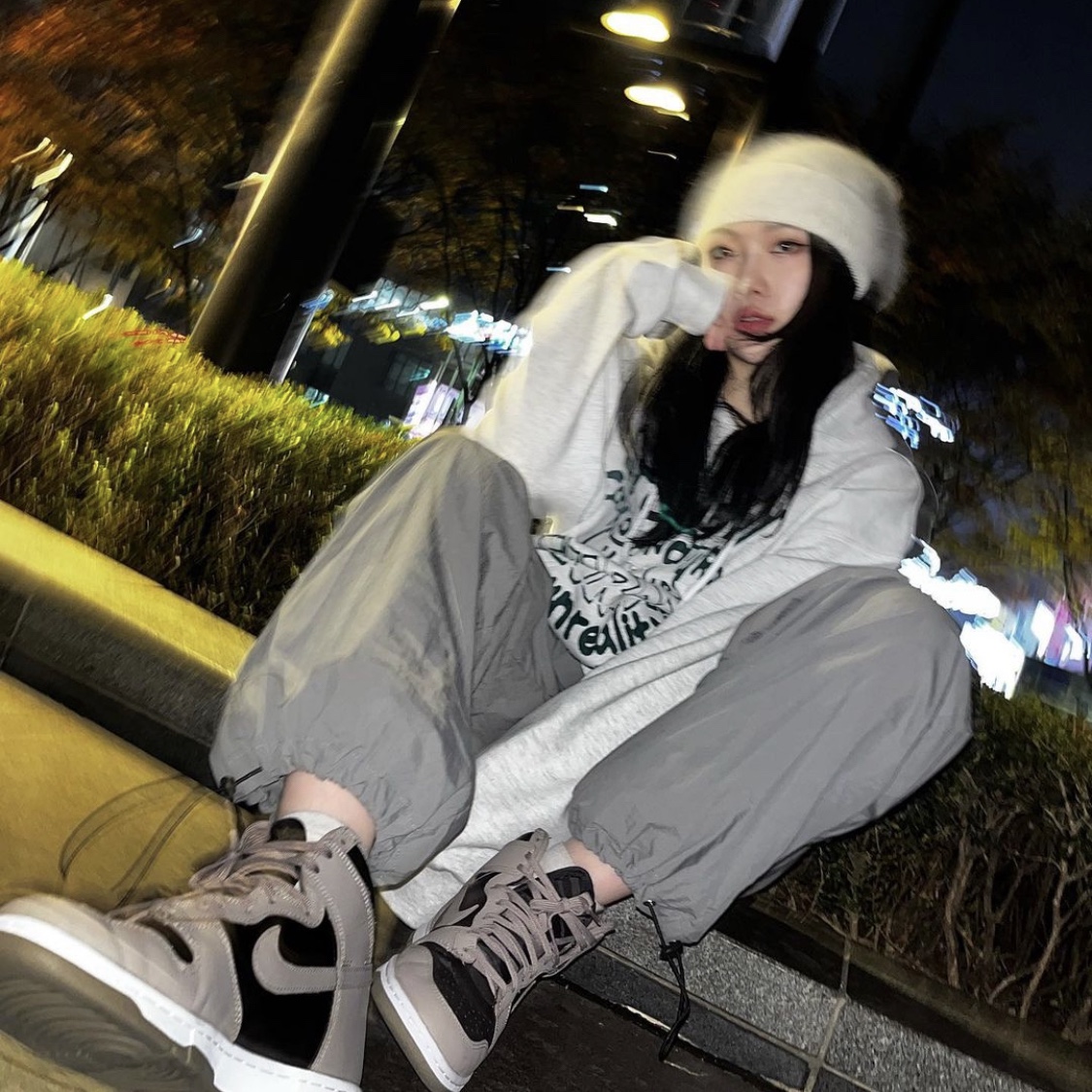 (W) Nike Dunk High Moon Fossil 착용 스타일 - 3