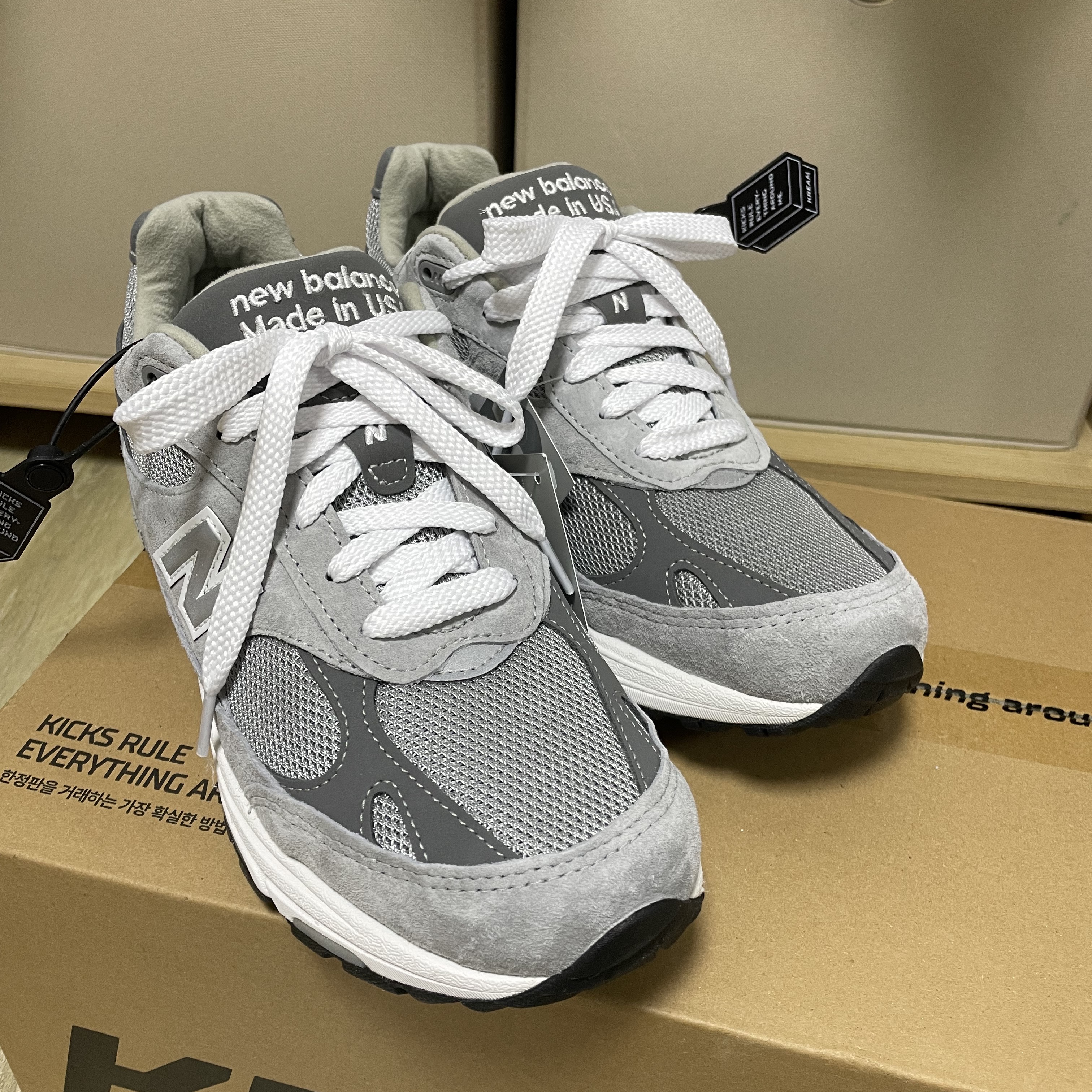 New Balance 993 Made in USA Grey - D Standard 착용 스타일