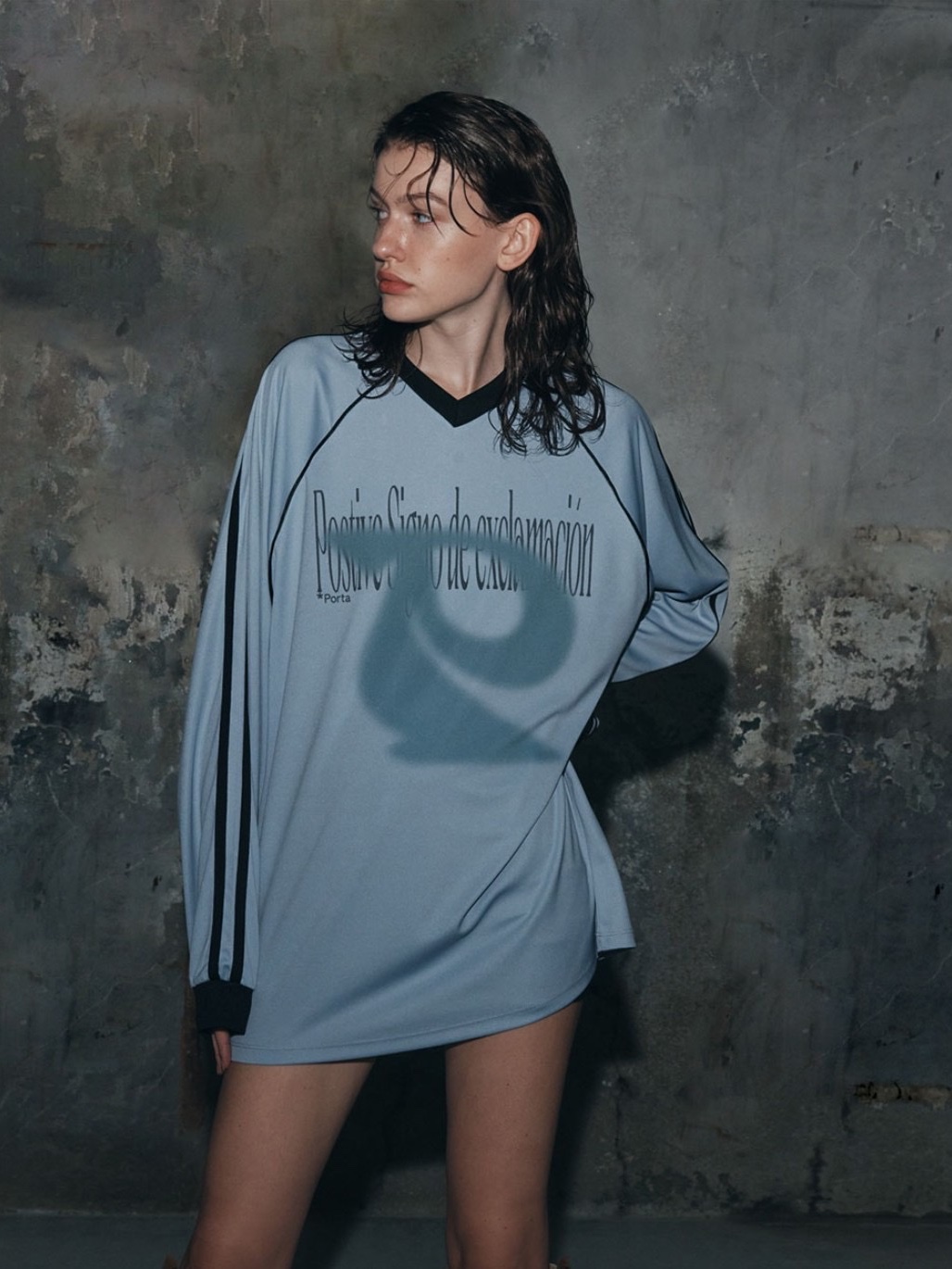 [KREAM 단독] Porta Digital Piping Jersey Top Grey 착용 스타일