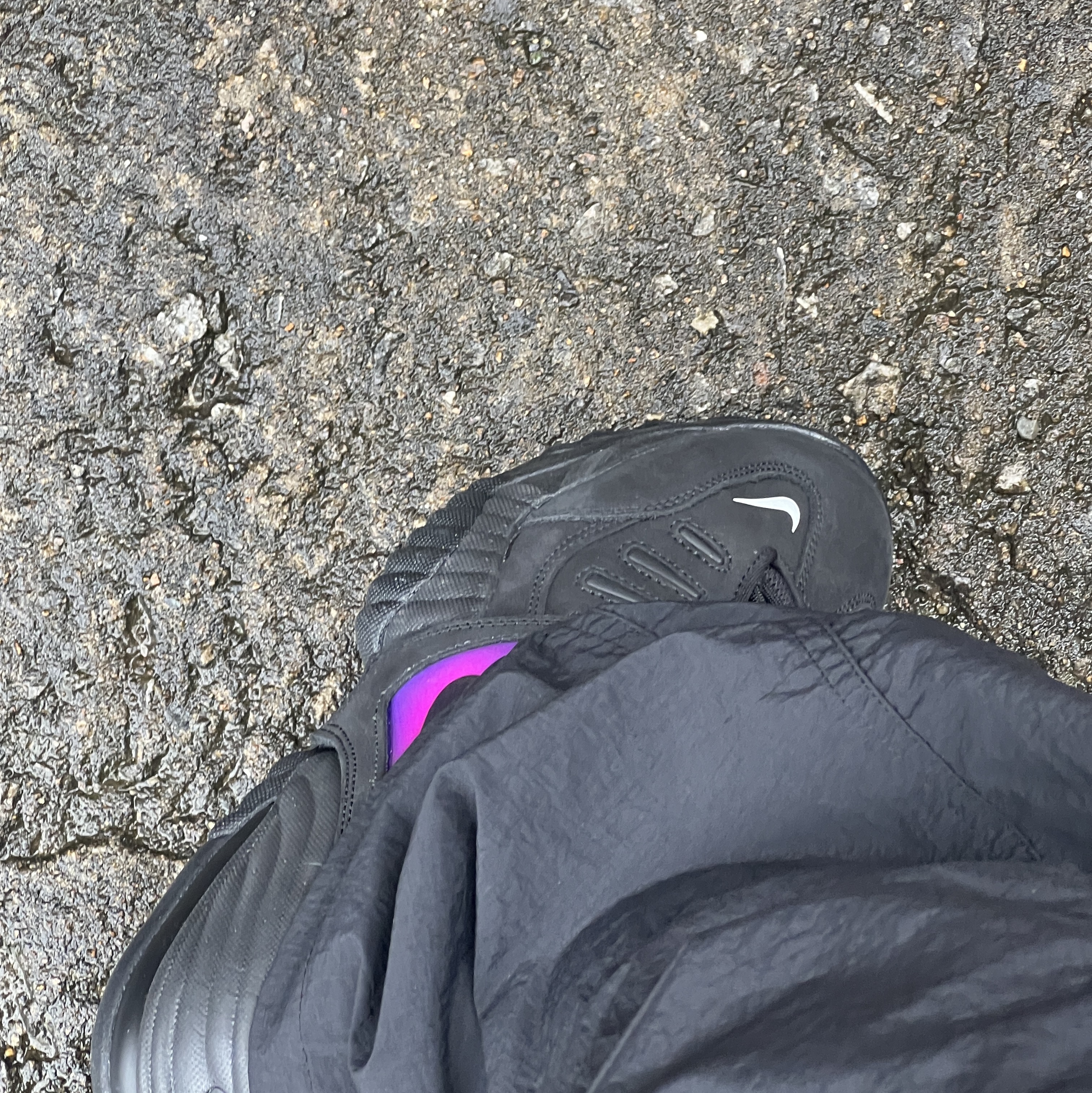 Nike x Ambush Air Adjust Force SP Black and Psychic Purple 착용 스타일 - 2