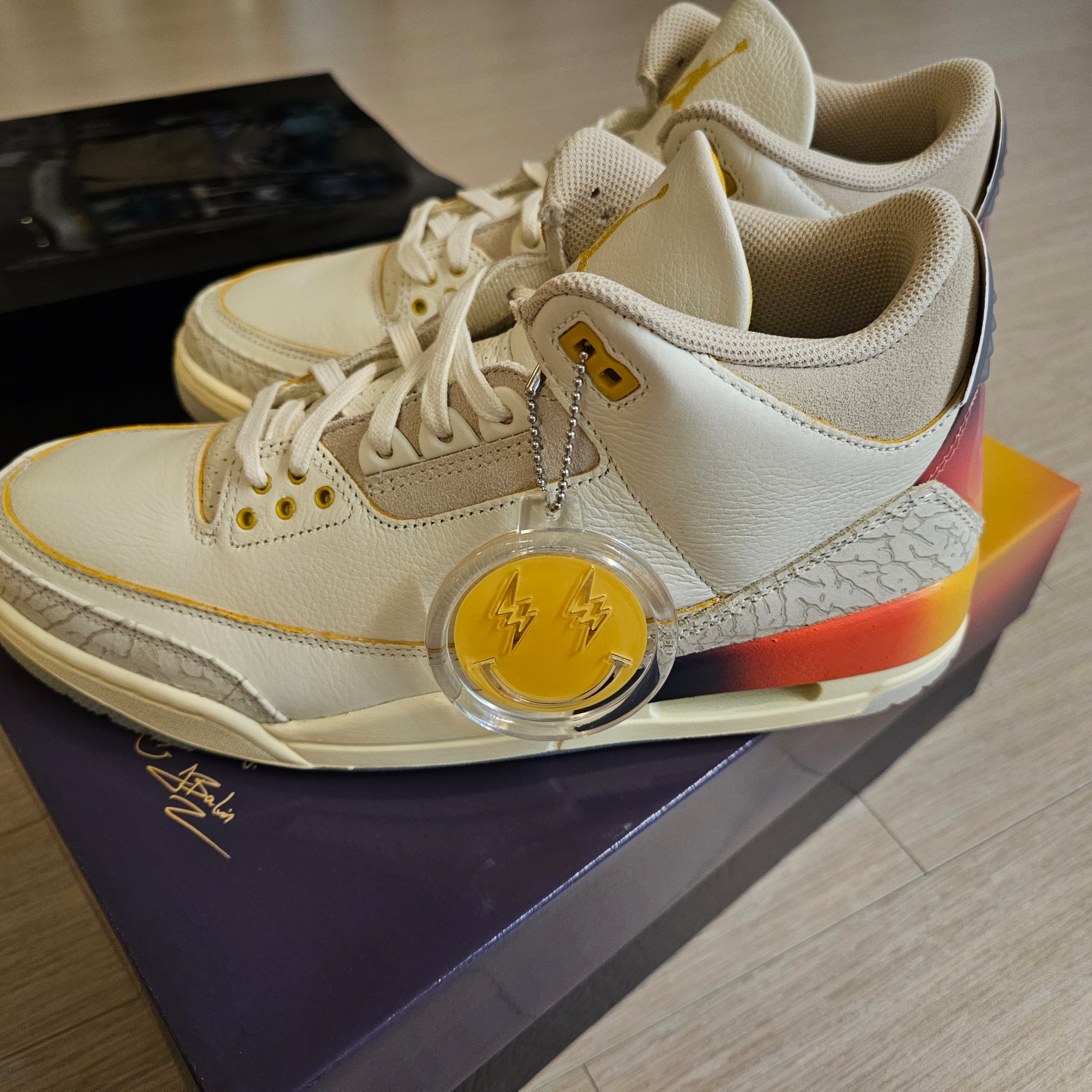 Jordan 3 x J Balvin Retro SP Sunset 착용 스타일 - 1