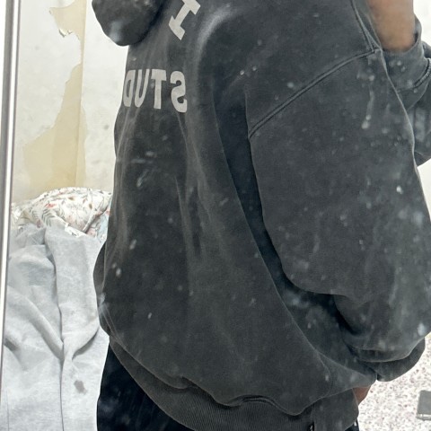 IAB Studio Pigment Hoodie Black 착용 스타일 - 2