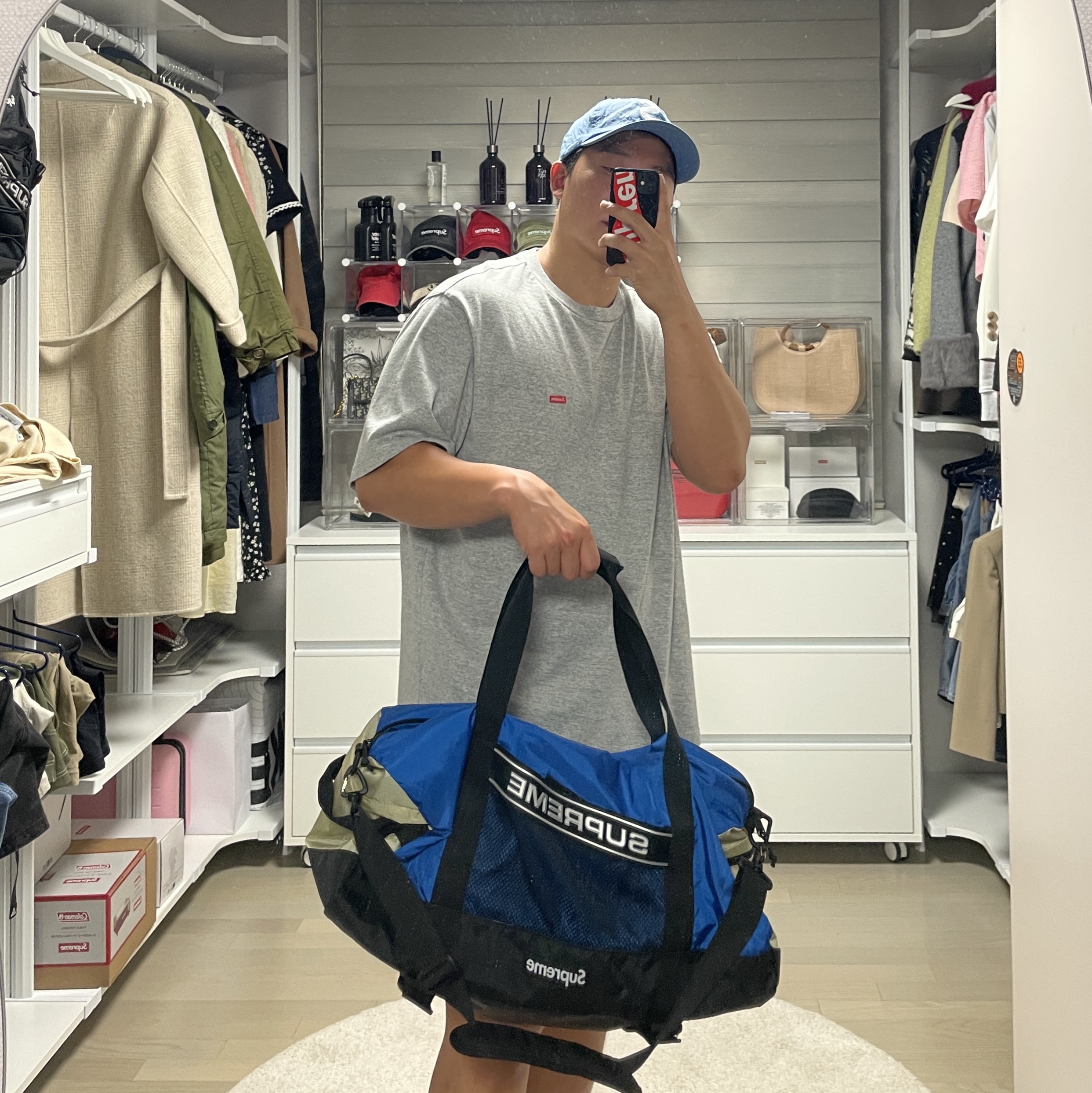 Supreme Duffle Bag Blue - 23FW 착용 스타일 - 1