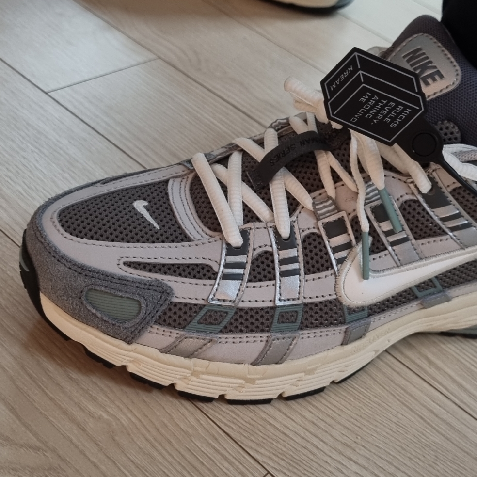 Nike P-6000 Flat Pewter Light Iron Ore 착용 스타일 - 4