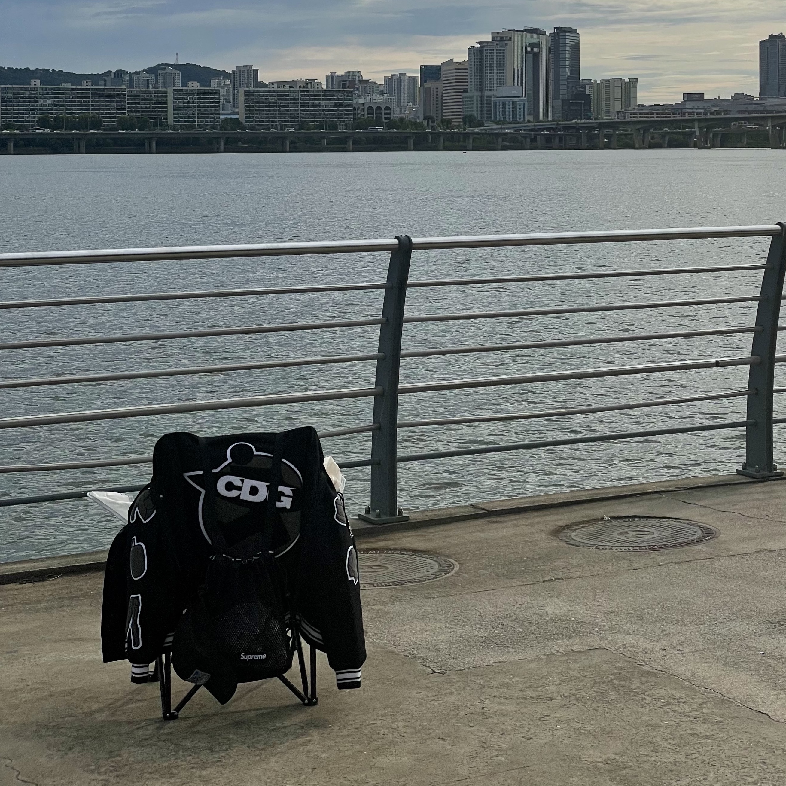 Stussy x CDG Varsity Jacket, Supreme Mesh Small Backpack Black - 23SS 착용 스타일 - 2