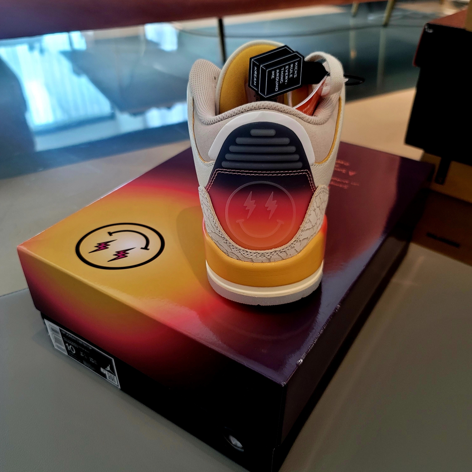Jordan 3 x J Balvin Retro SP Sunset 착용 스타일 - 2