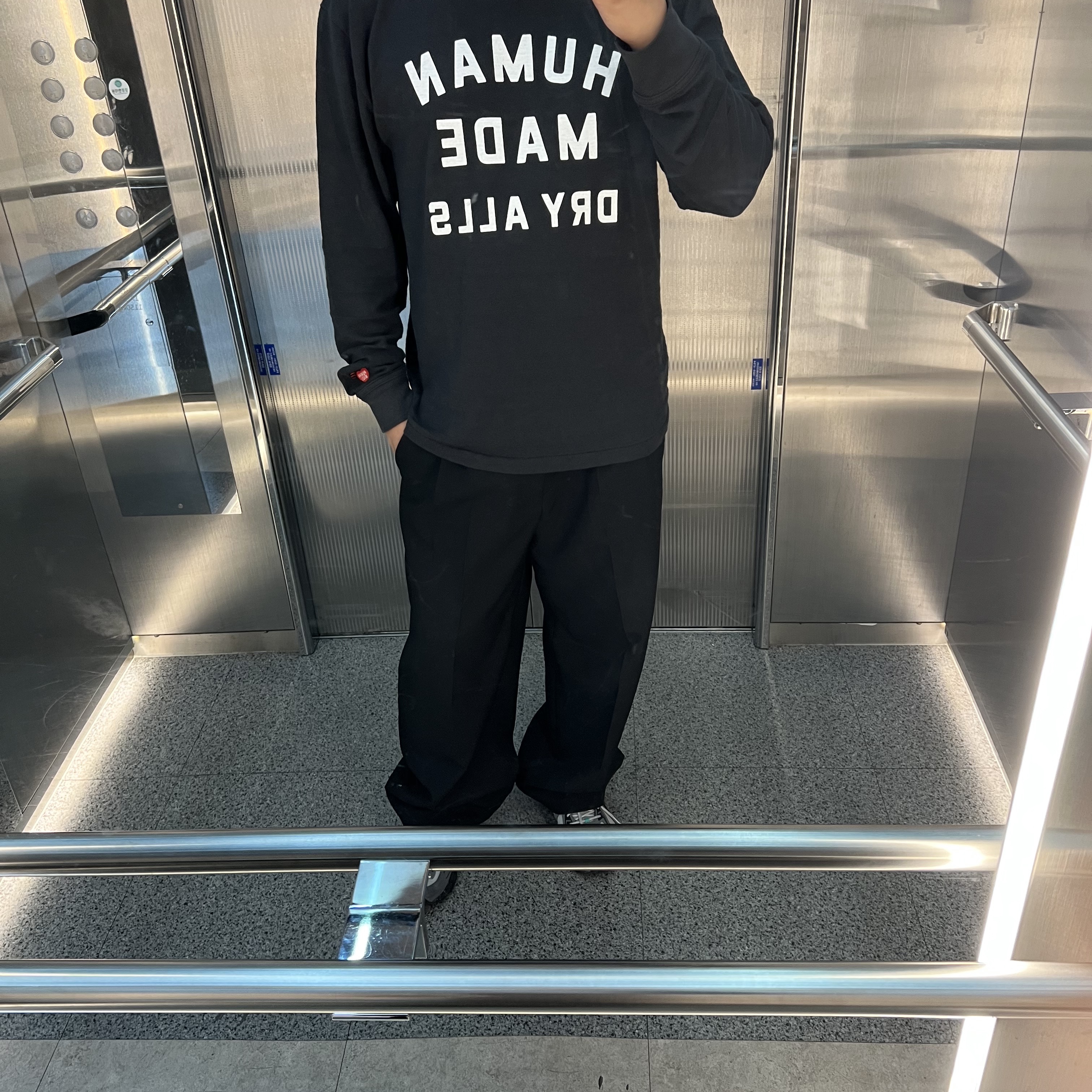 Human Made Graphic L/S T-Shirt Black 착용 스타일