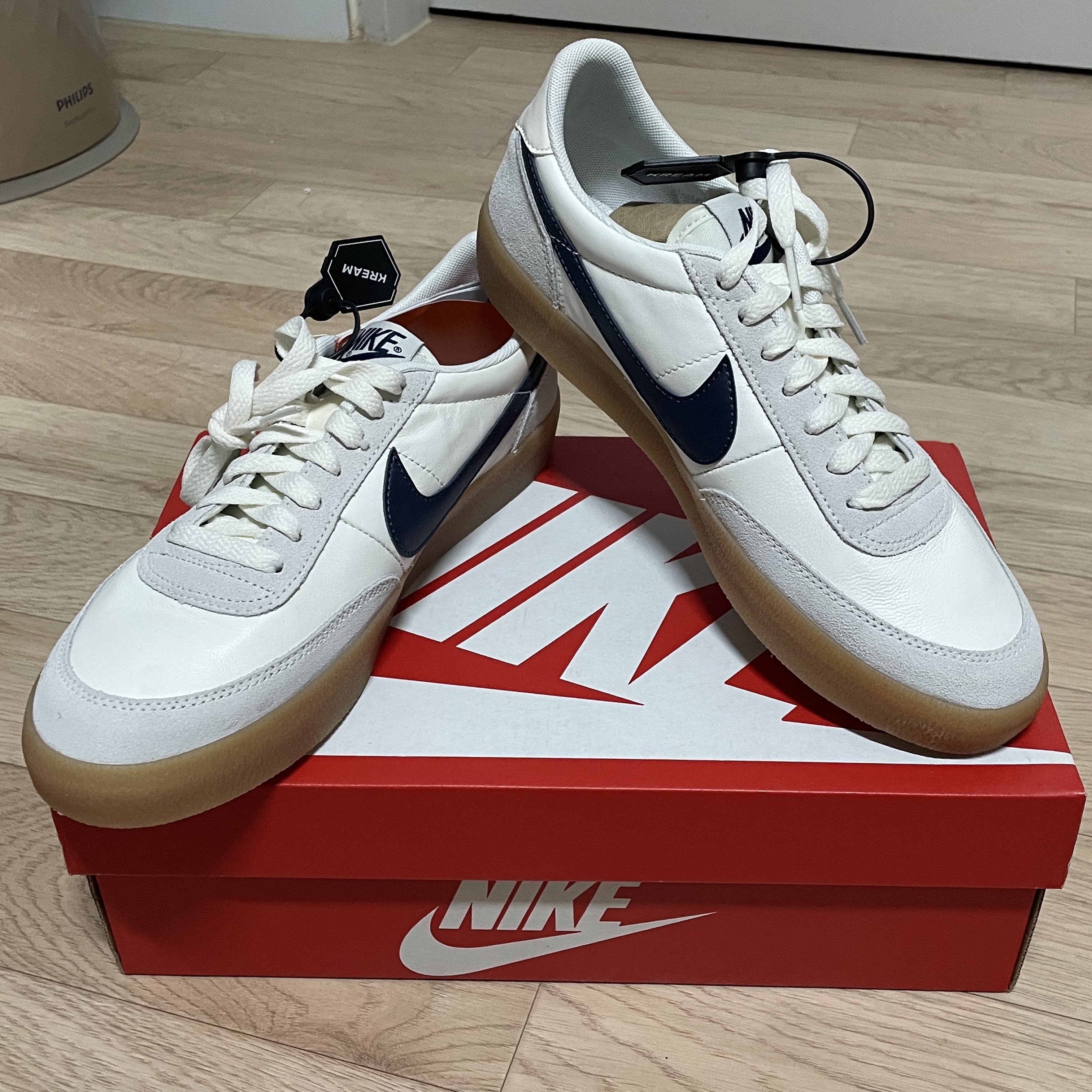 Nike x J.Crew Killshot 2 Sail Midnight Navy 착용 스타일