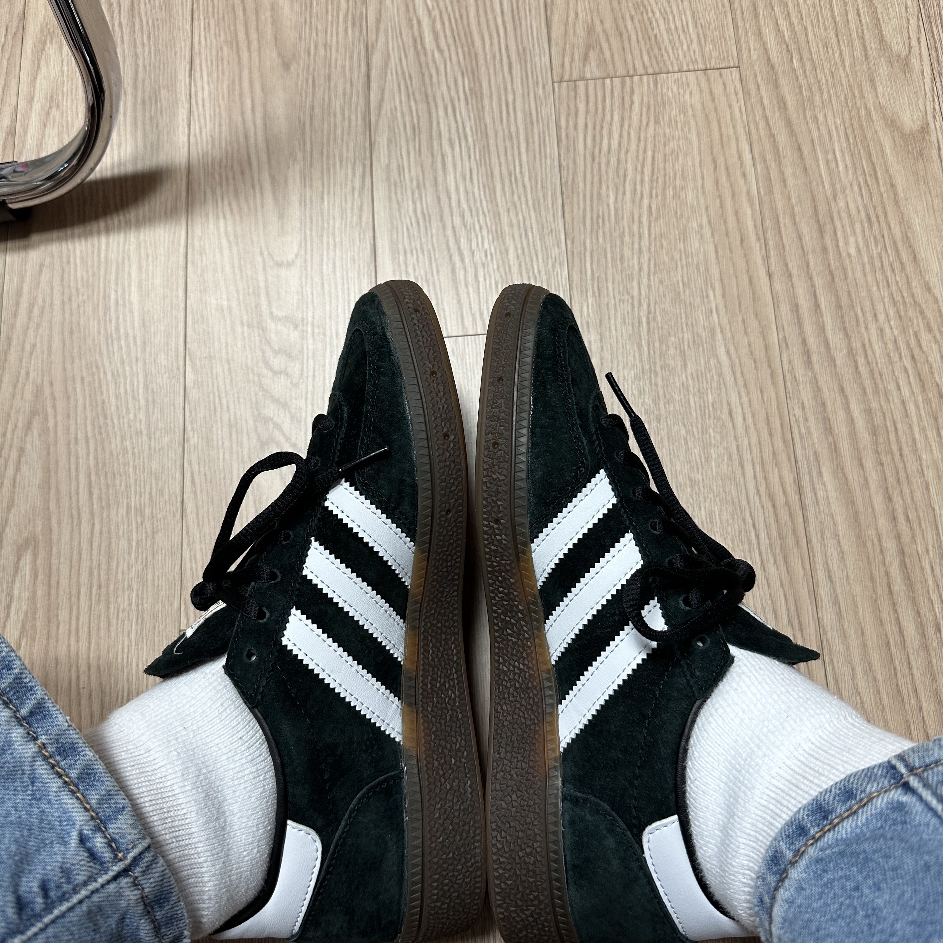 Adidas Spezial Handball Core Black 착용 스타일 - 2